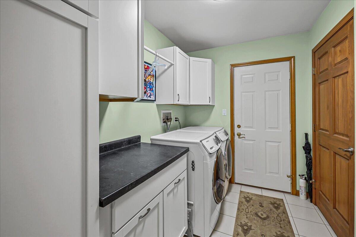 2823 100th Street, Highland, IN 46322; Image #20