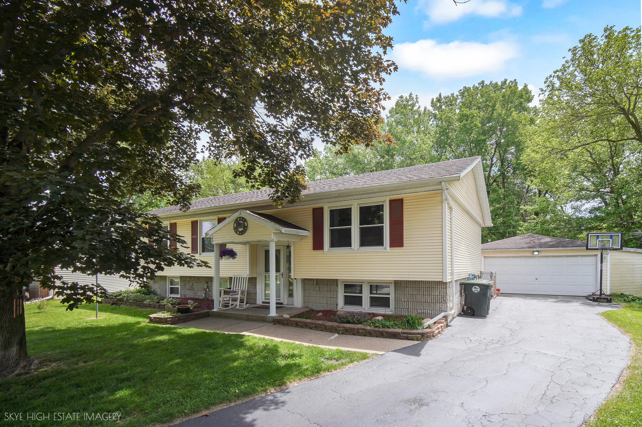 201 Brandt Place, Hobart, IN 46342; Image #2