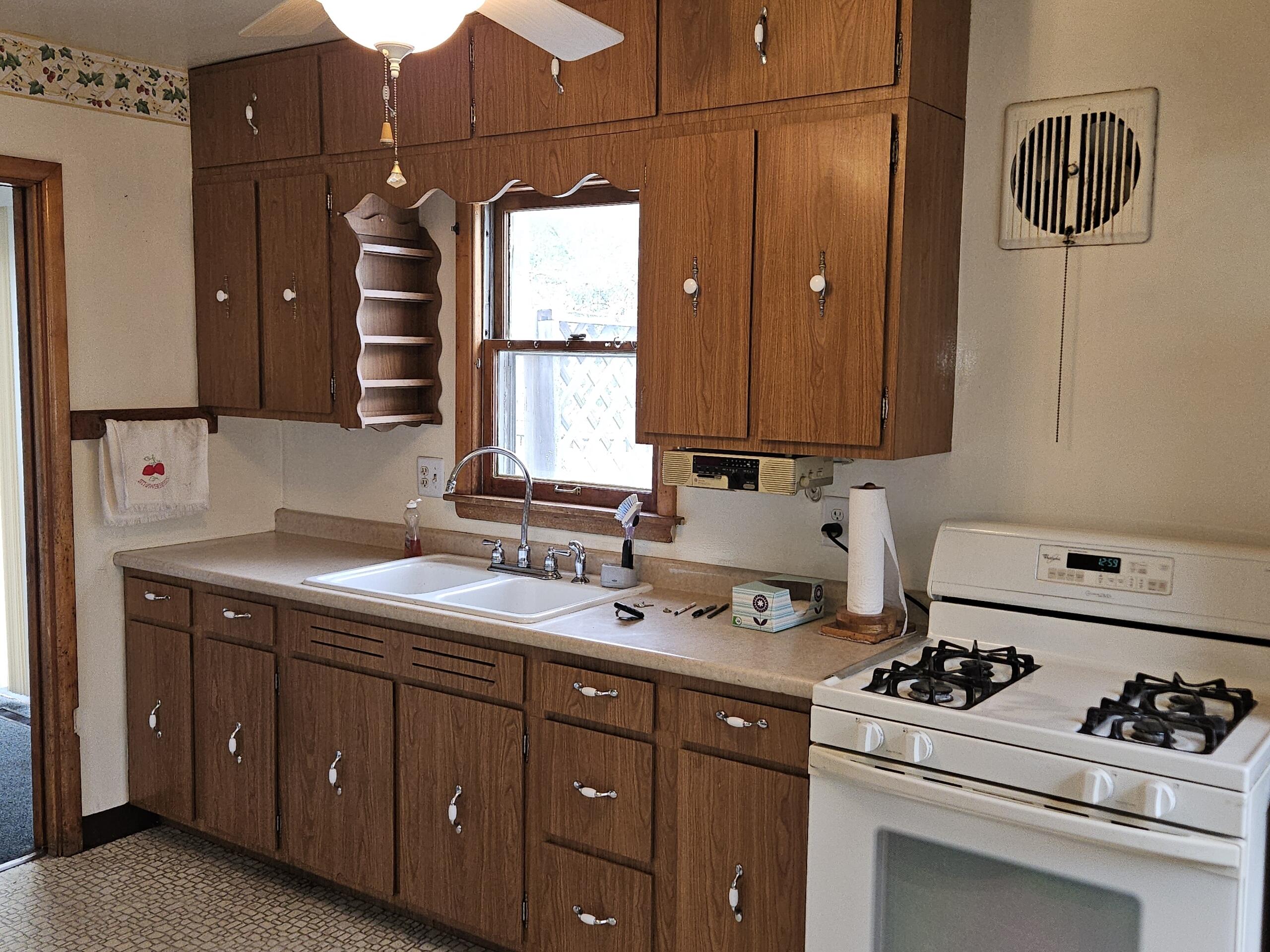 3110 Duluth Street, Highland, IN 46322; Image #6