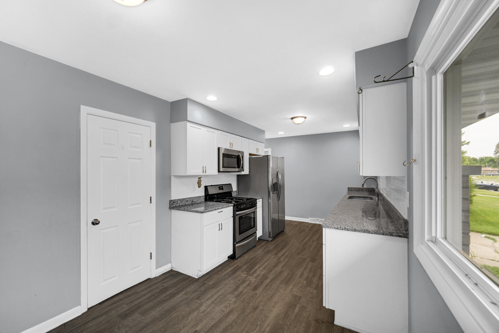 5309 Pierce Street, Merrillville, IN 46410; Image #4