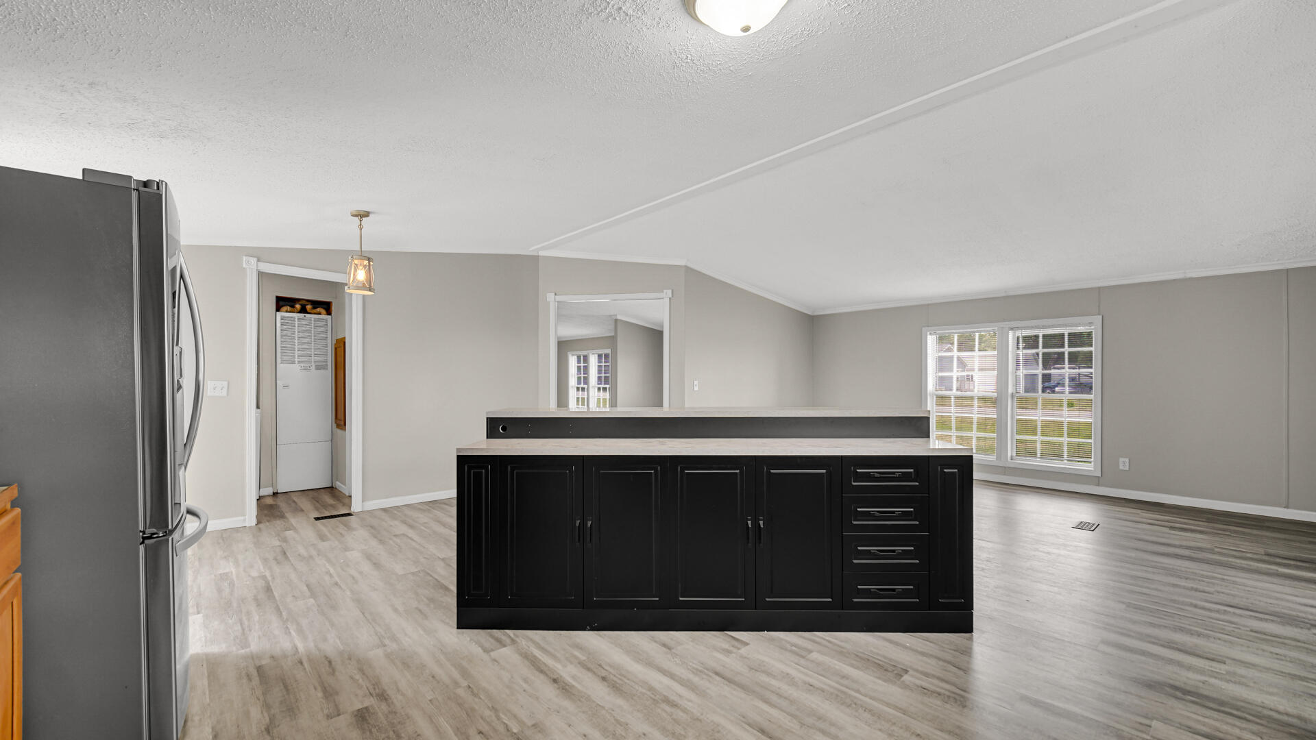 11983 N 330 E, Thayer, IN 46381; Image #10