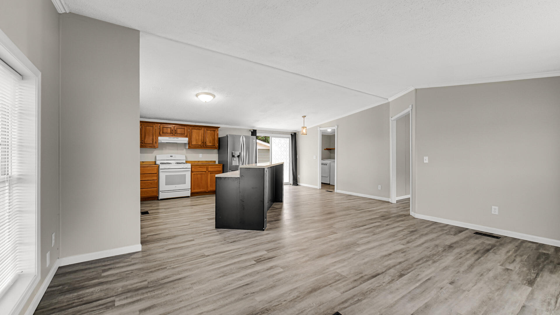 11983 N 330 E, Thayer, IN 46381; Image #11