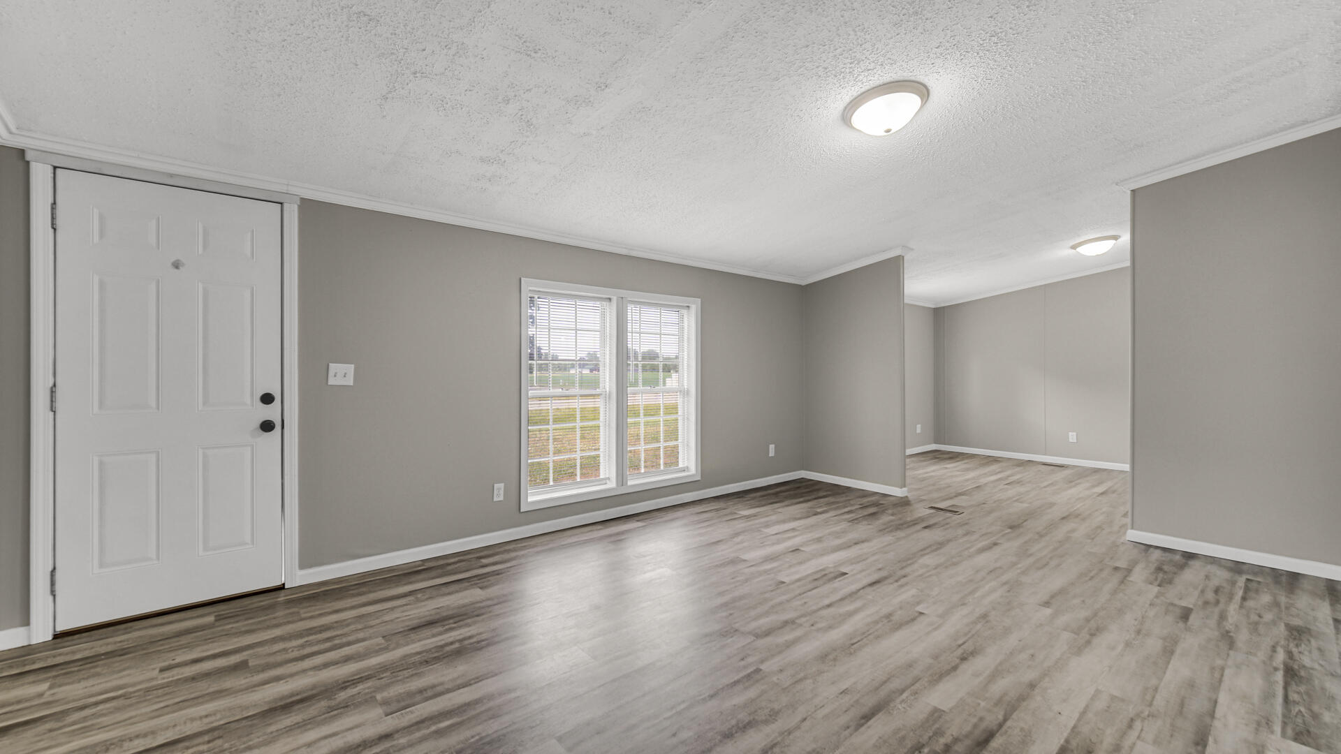 11983 N 330 E, Thayer, IN 46381; Image #3