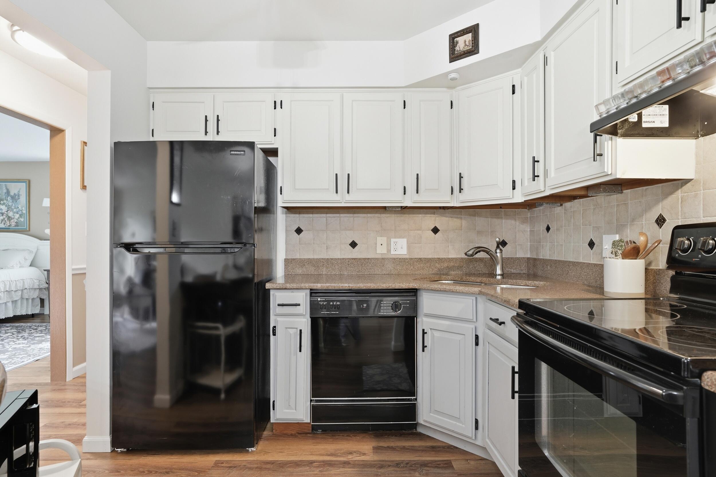 1725 Homan Drive, Schererville, IN #204, 46375; Image #8