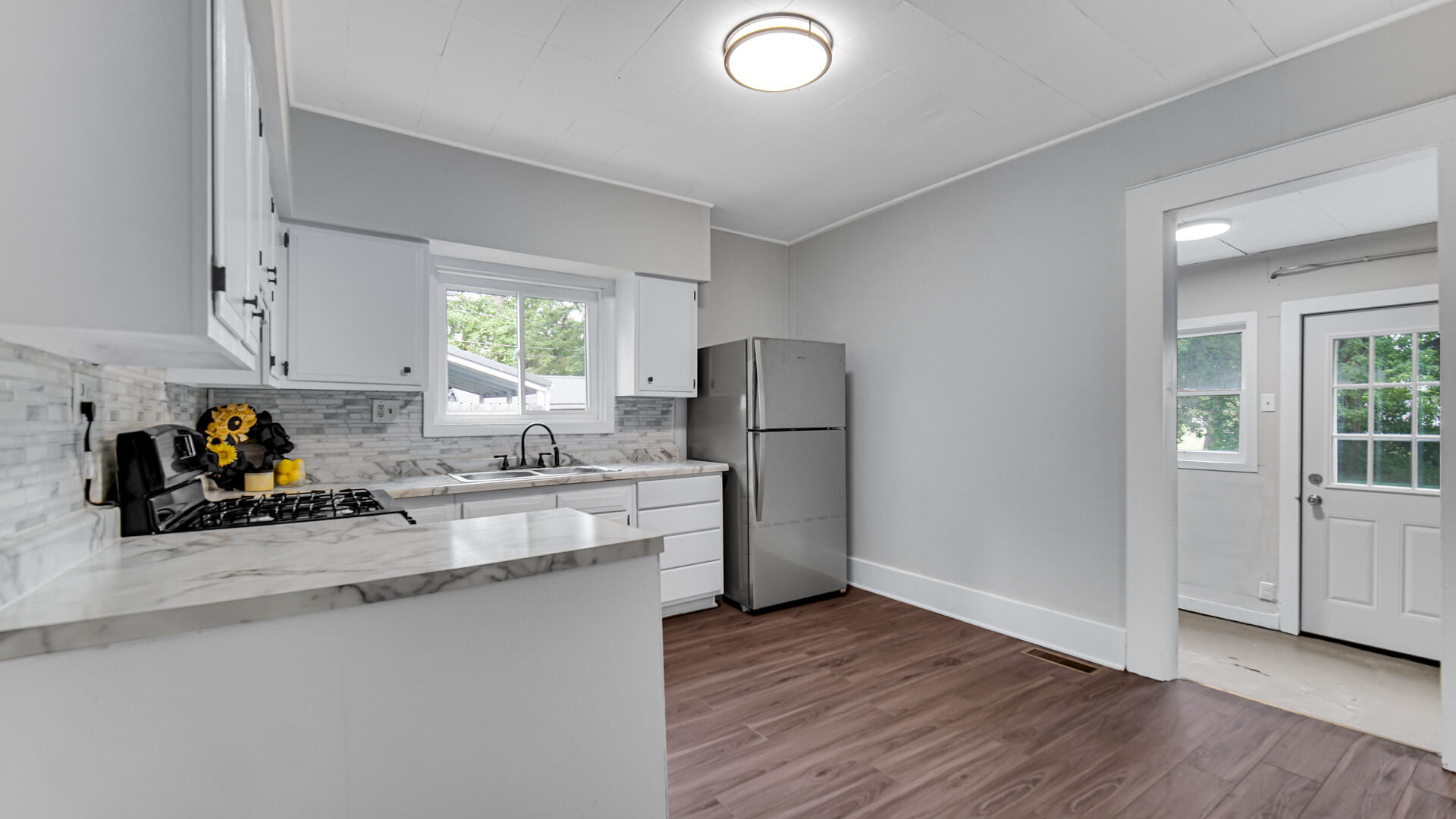 726 E Angelica Street, Rensselaer, IN 47978; Image #3