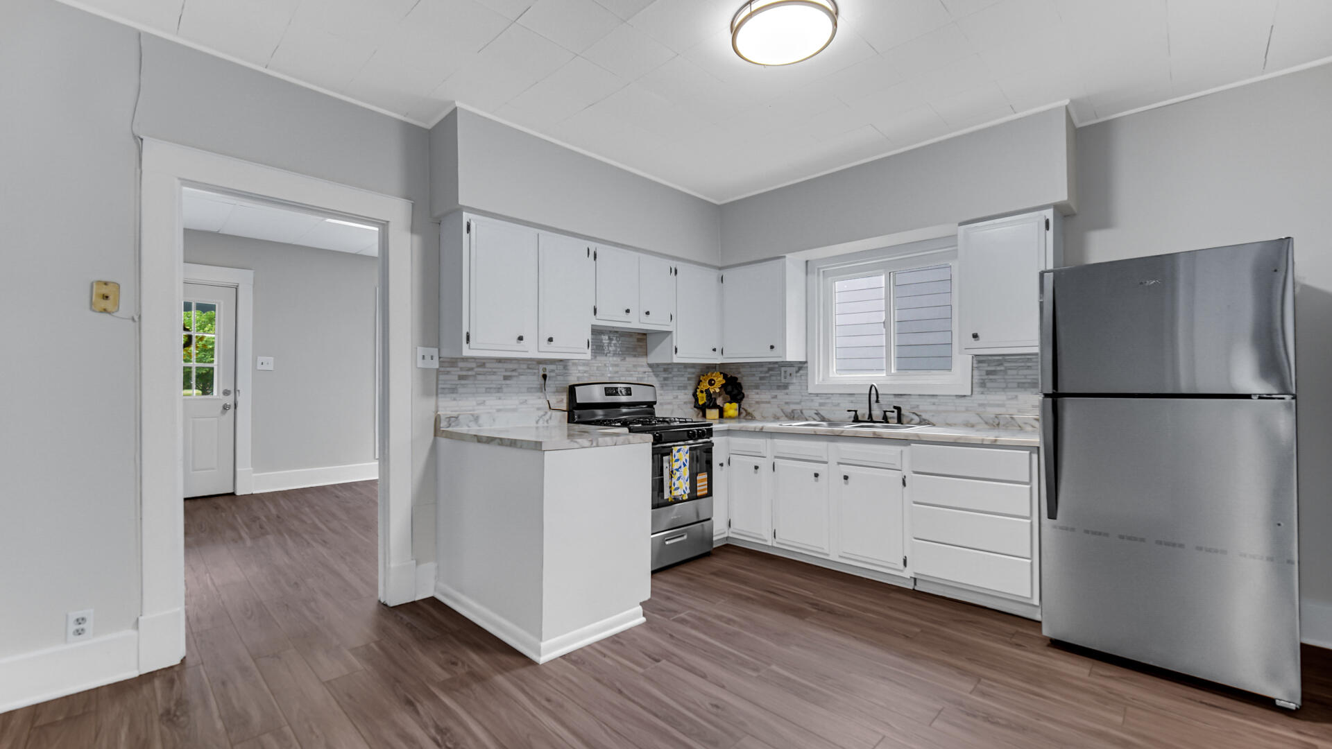 726 E Angelica Street, Rensselaer, IN 47978; Image #4