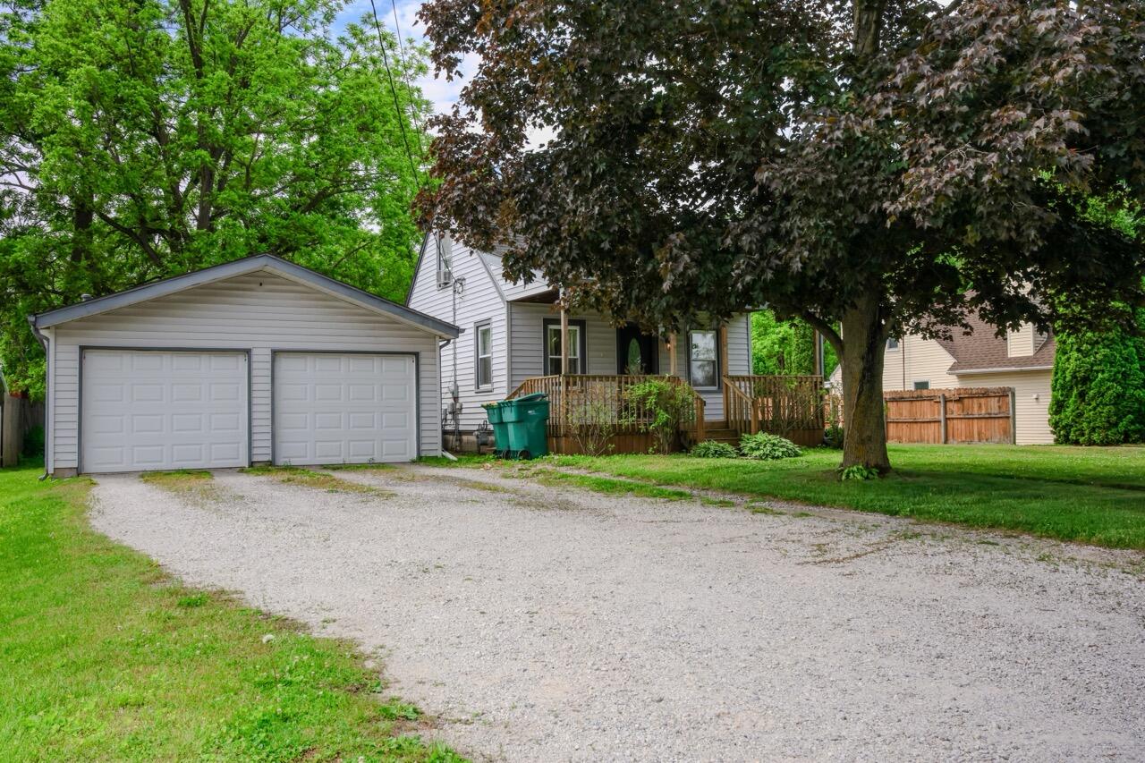 751 W 73rd Avenue, Merrillville, IN 46410; Image #3