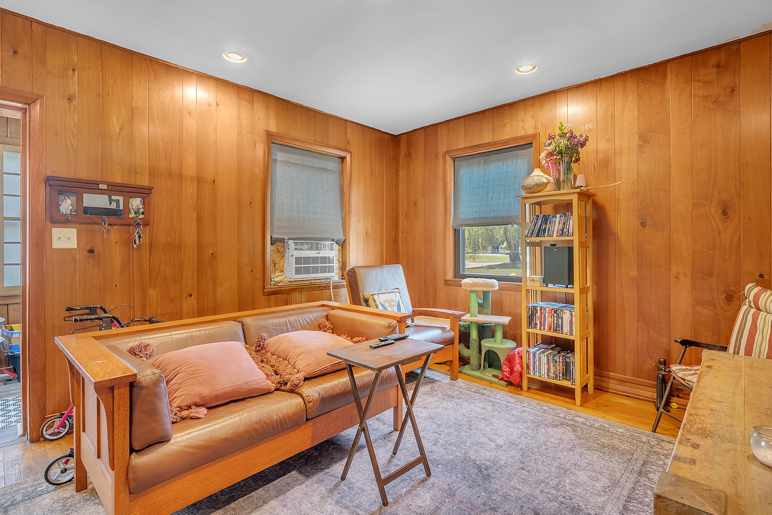 402 Liberty Street, East Chicago, IN 46312; Image #4