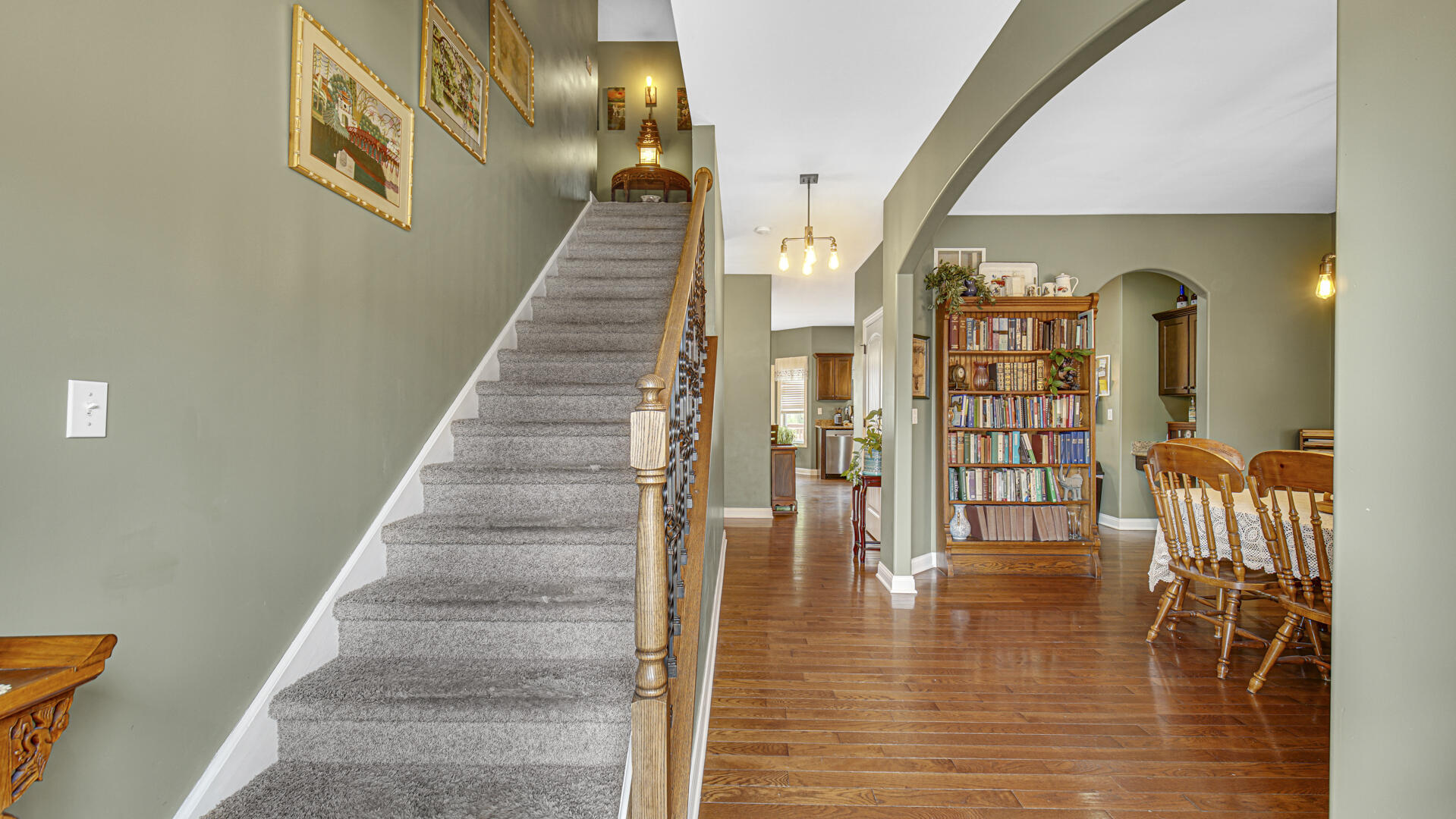 58 Tolstoy Trail, Valparaiso, IN 46383; Image #2