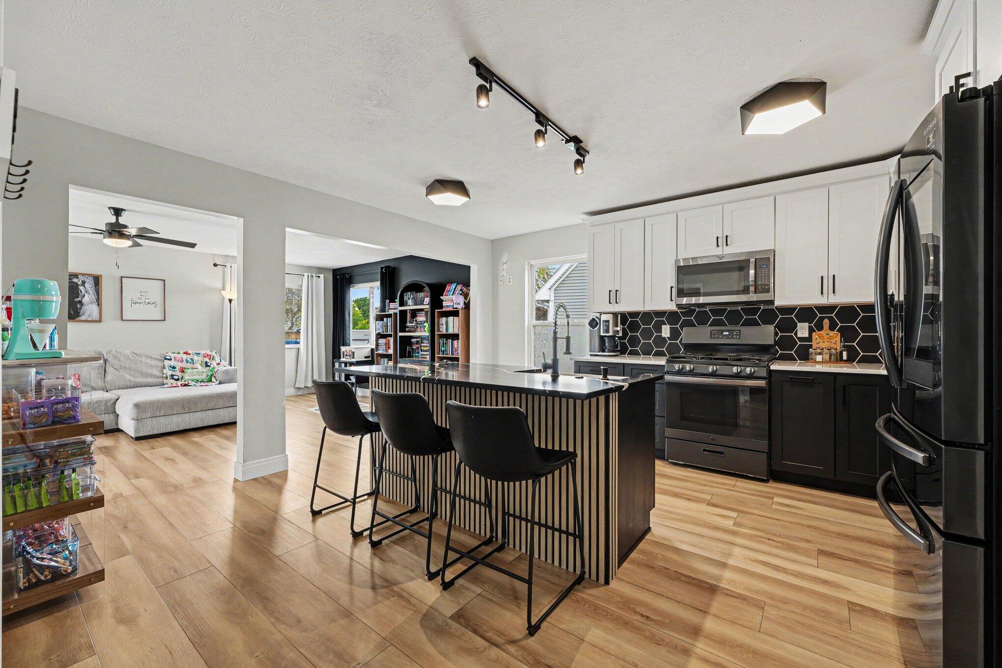 1774 Danvers Parkway, Valparaiso, IN 46385; Image #11