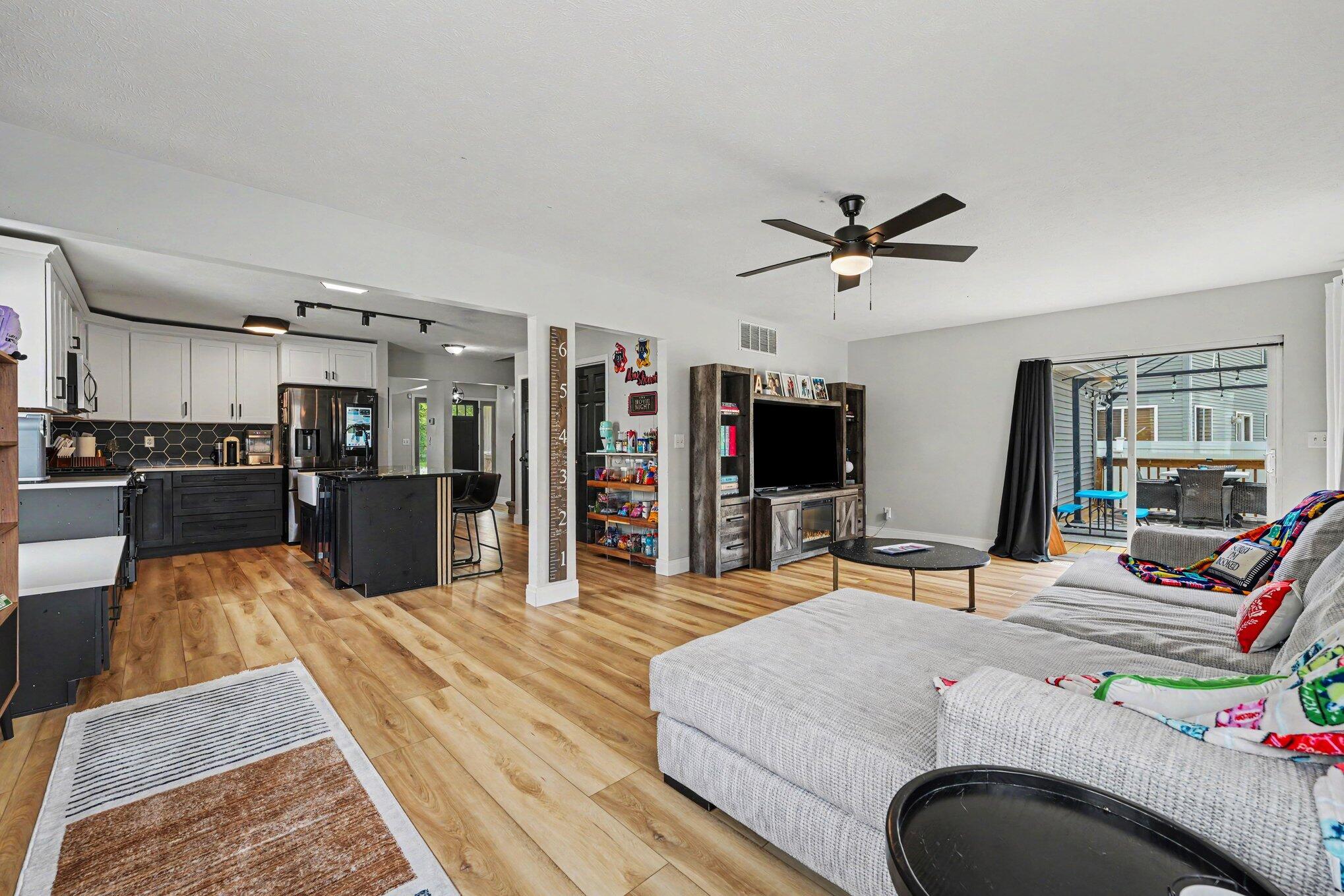 1774 Danvers Parkway, Valparaiso, IN 46385; Image #9