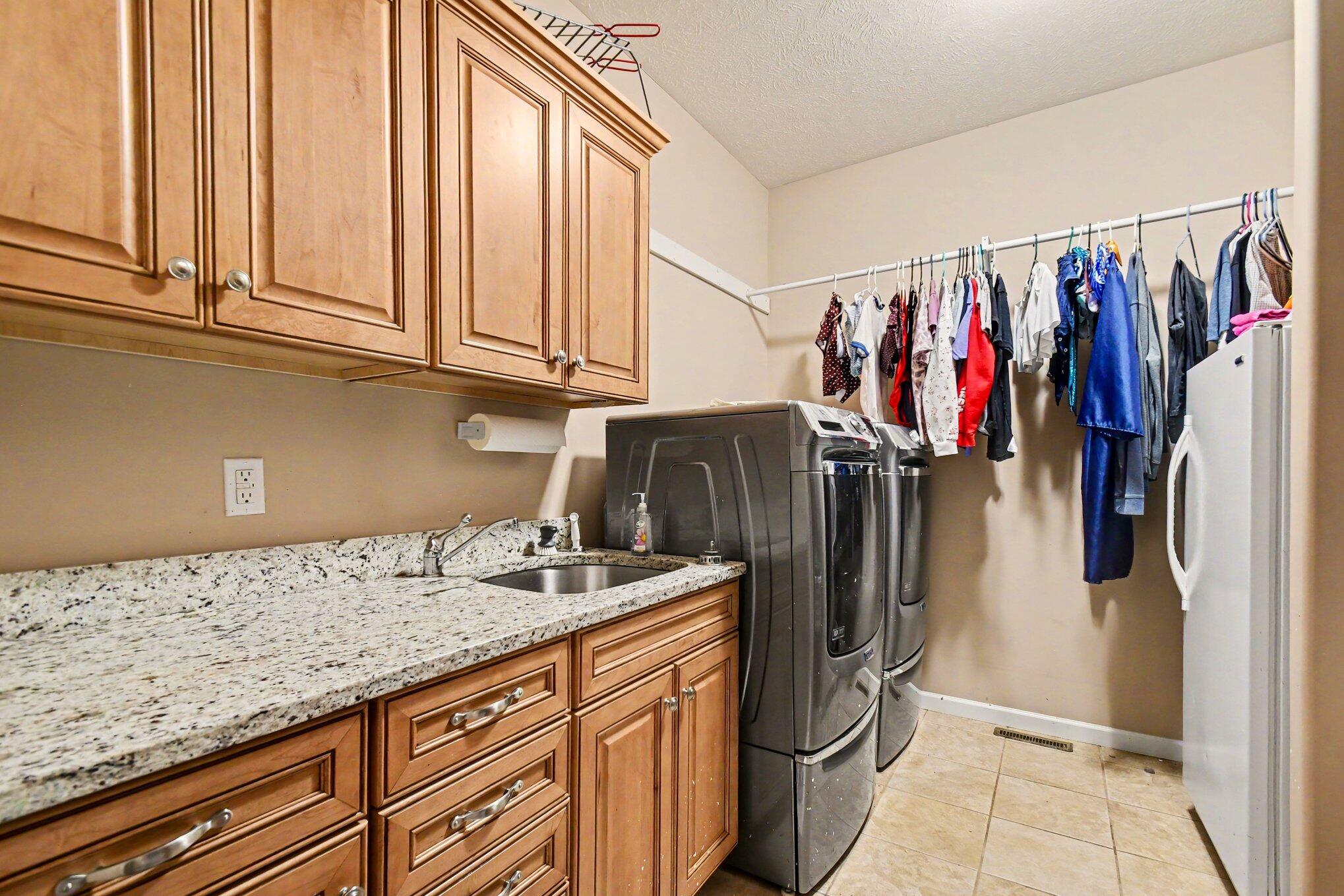 55220 Sundance Drive, New Carlisle, IN 46552; Image #23