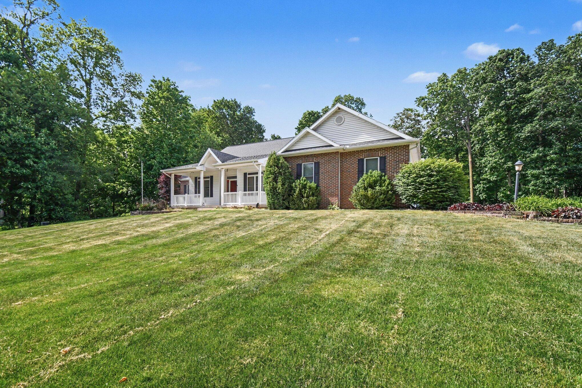 55220 Sundance Drive, New Carlisle, IN 46552; Image #3