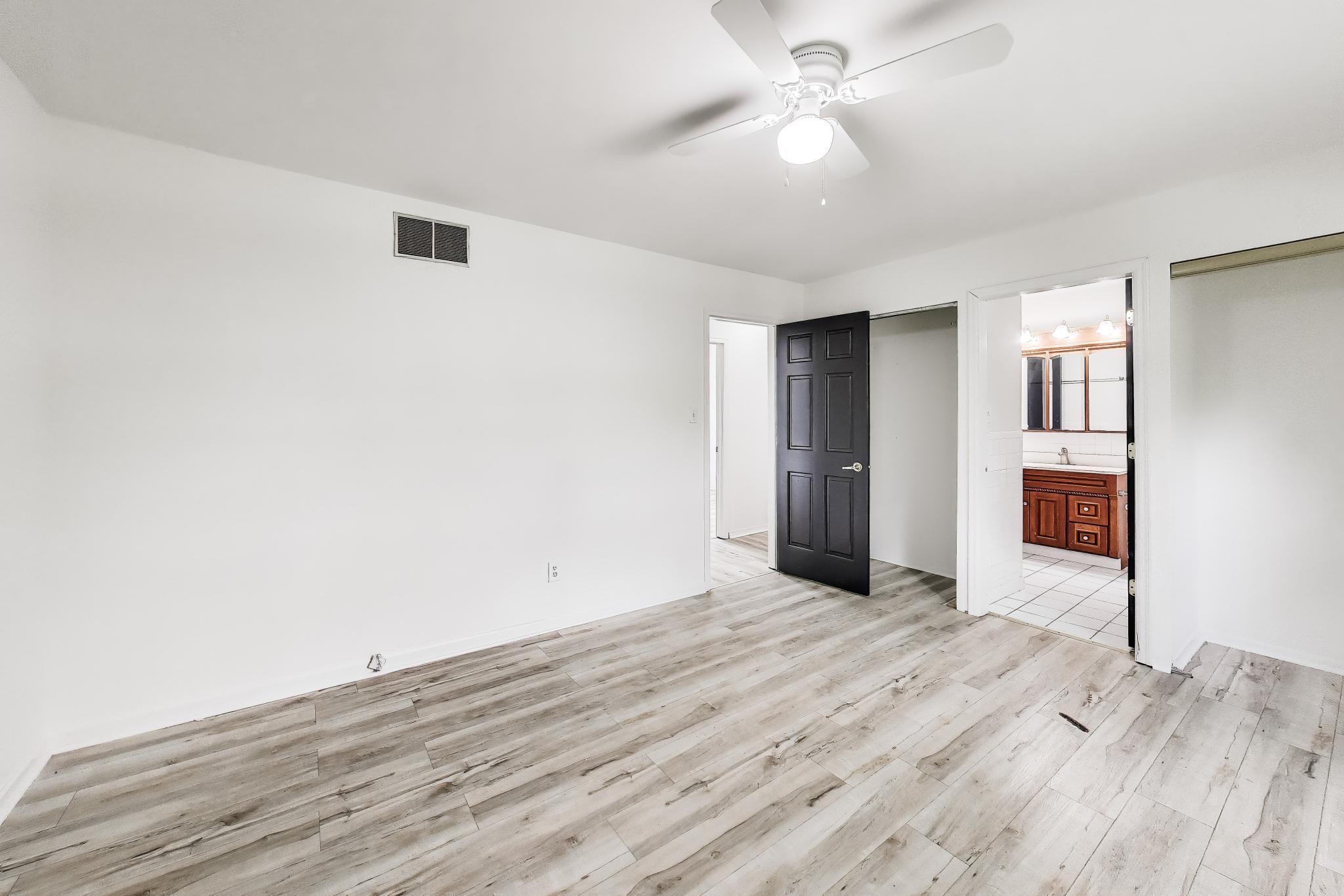 1662 Ivy Court, Schererville, IN 46375; Image #17
