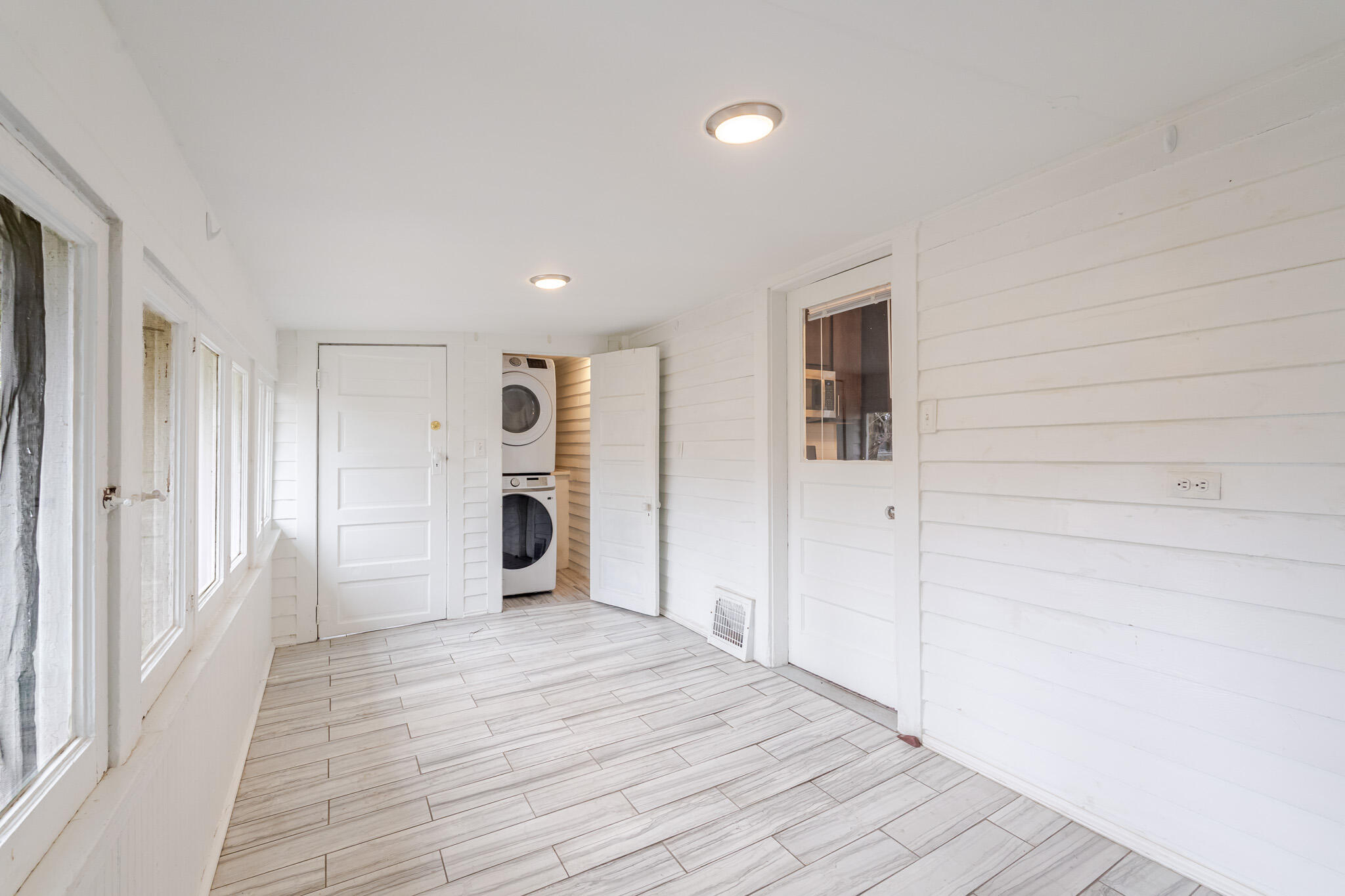 306 Brown Street, Valparaiso, IN 46383; Image #17