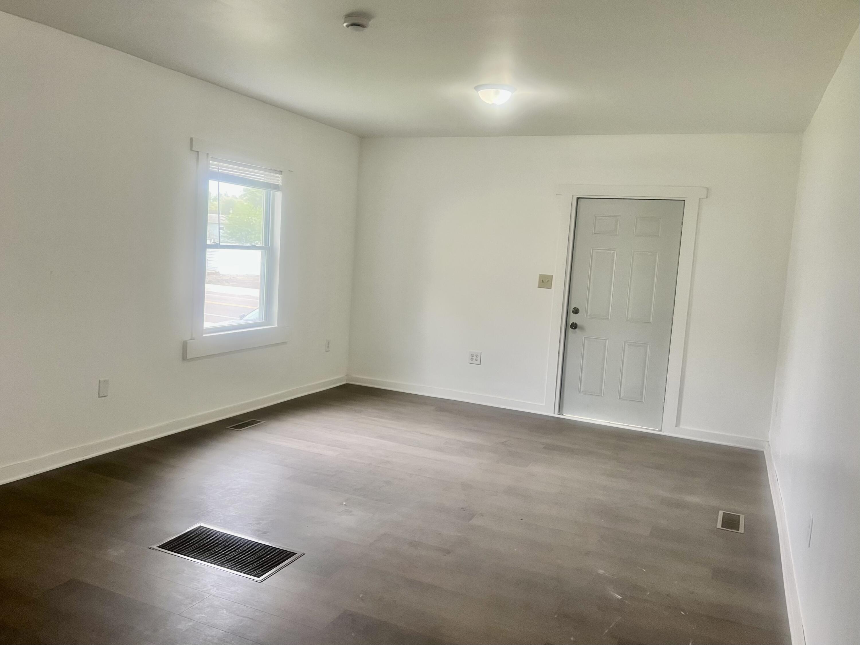 1503 Summer Street, Hammond, IN 46320; Image #3