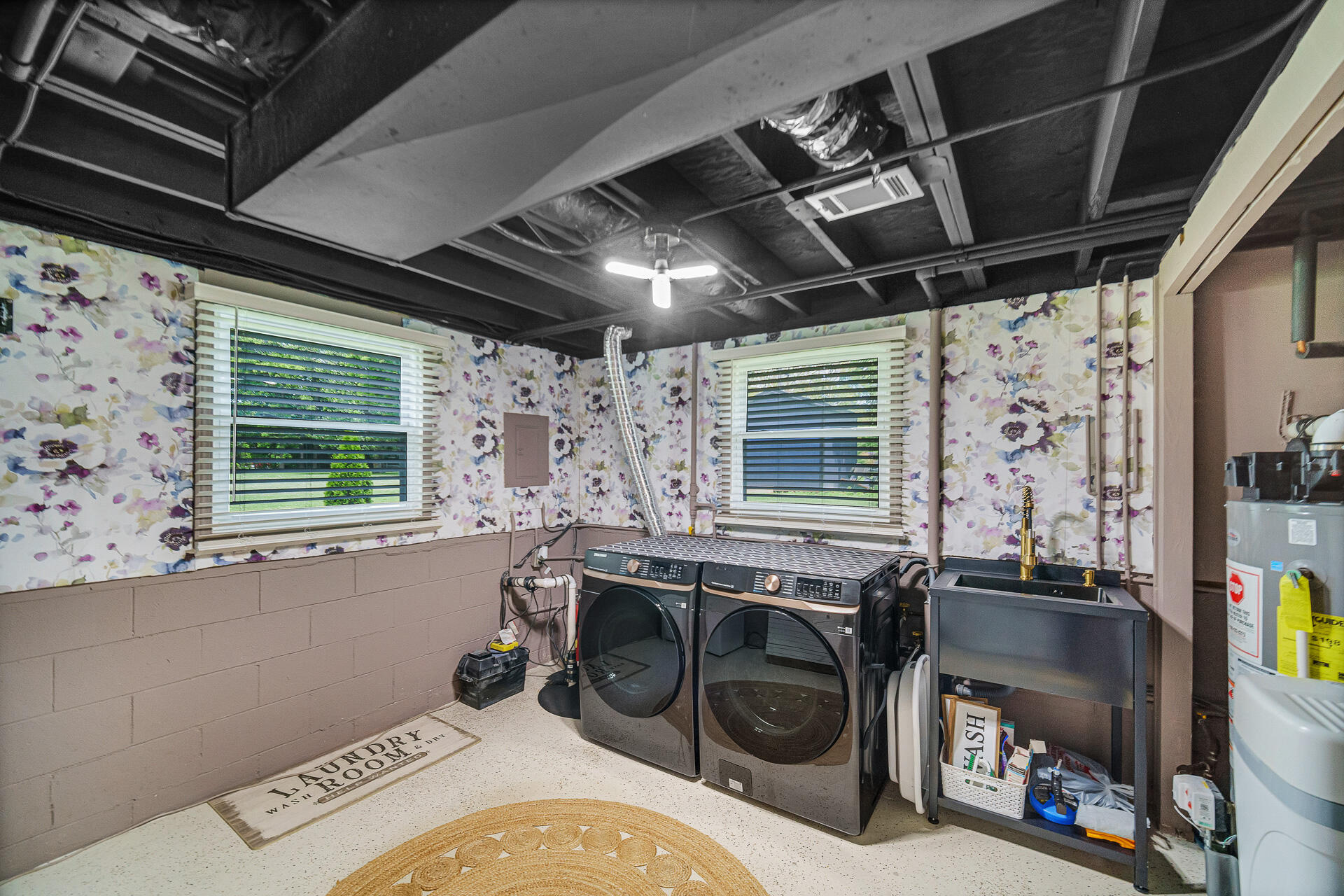 9 Hickory Drive, Hobart, IN 46342; Image #17