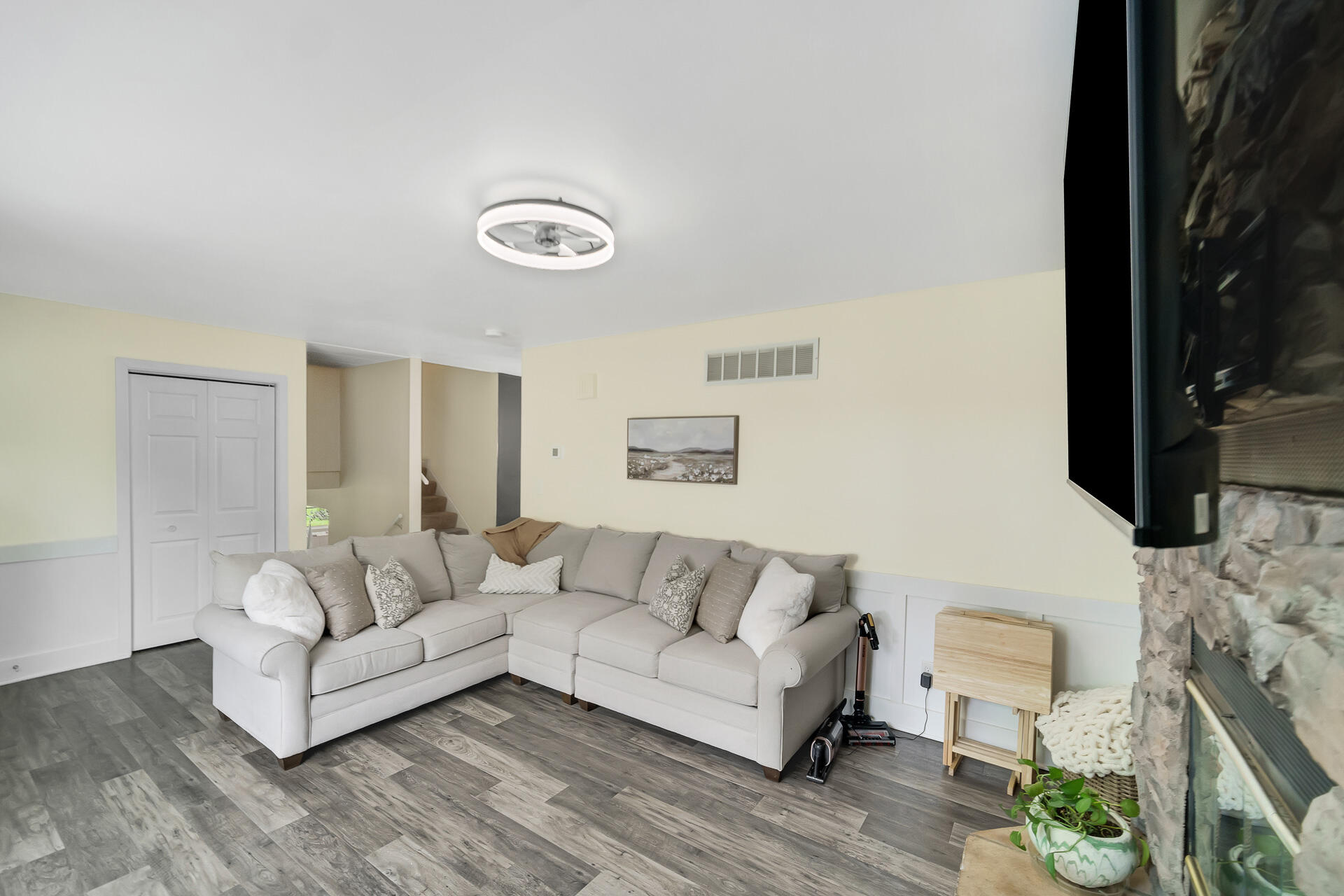 9 Hickory Drive, Hobart, IN 46342; Image #4