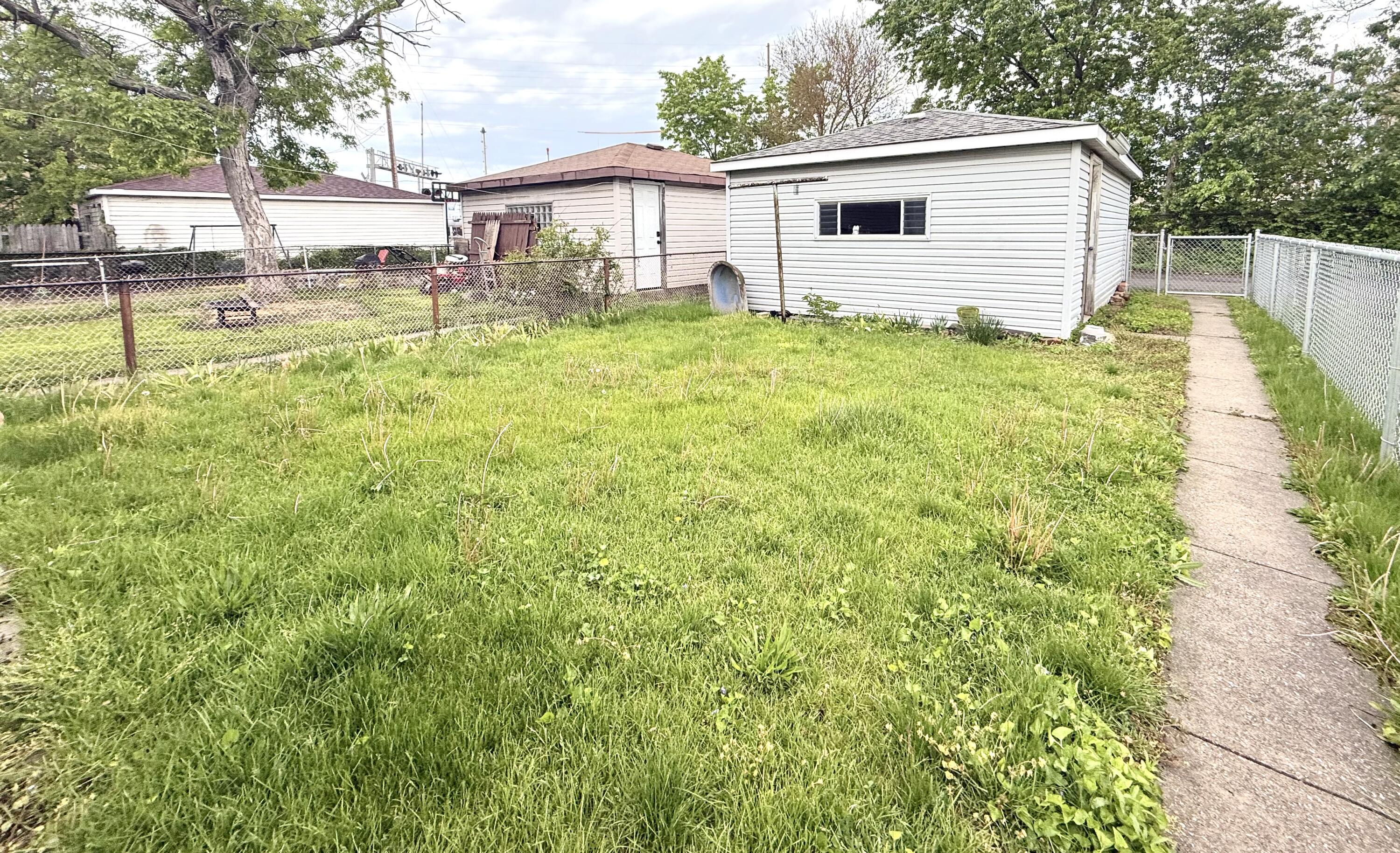2429 Schrage Avenue, Whiting, IN 46394; Image #2