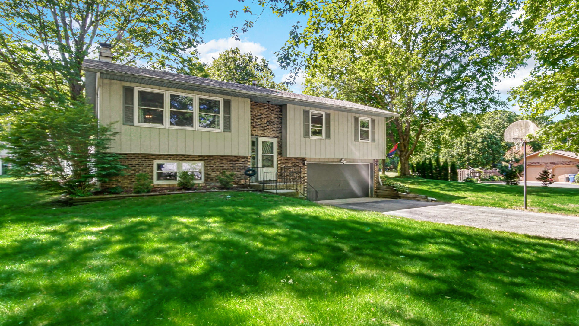 166 N Woodland Drive, La Porte, IN 46350; Image #2