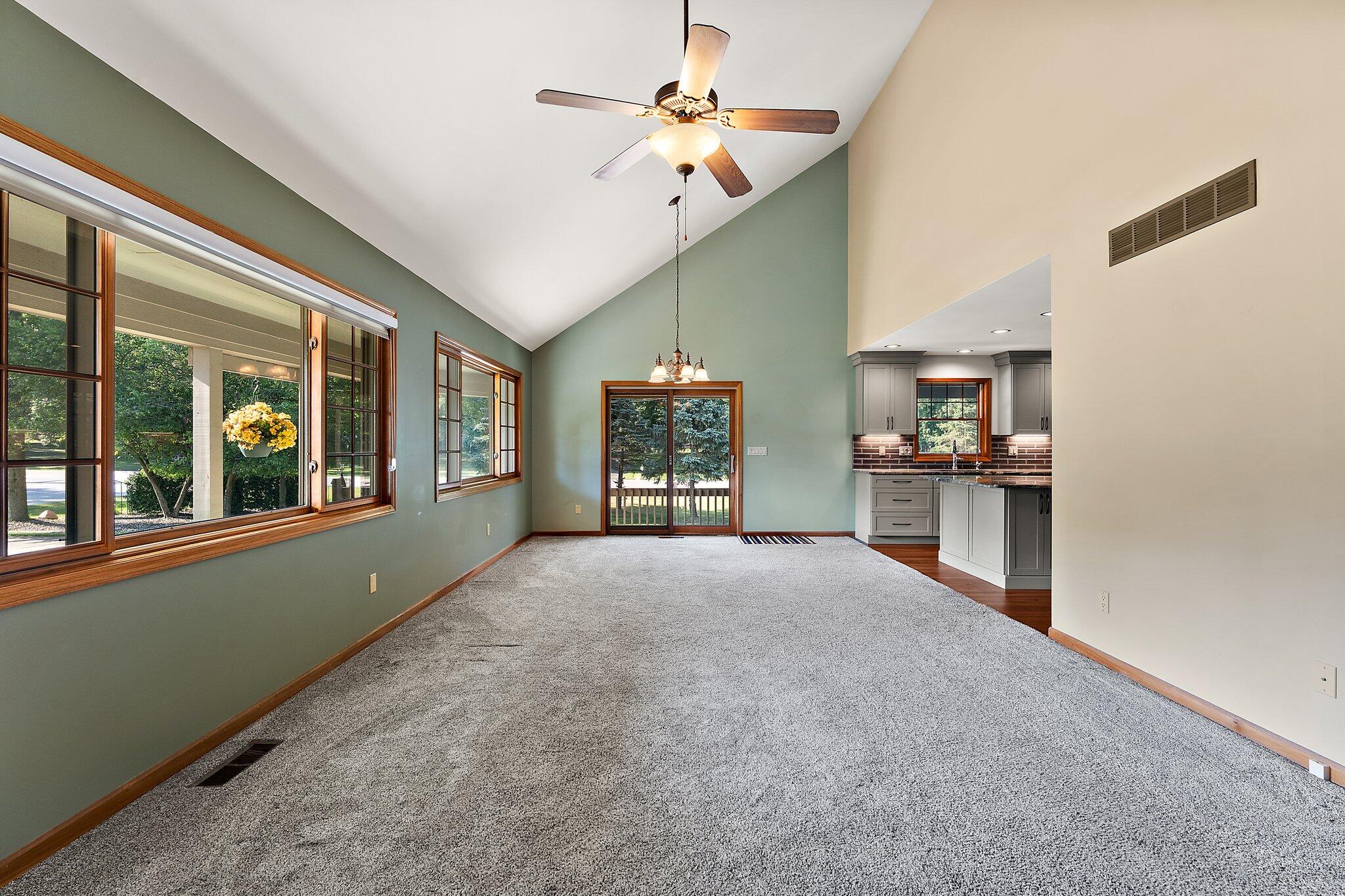 552 Fleetwood Drive N, Valparaiso, IN 46385; Image #10