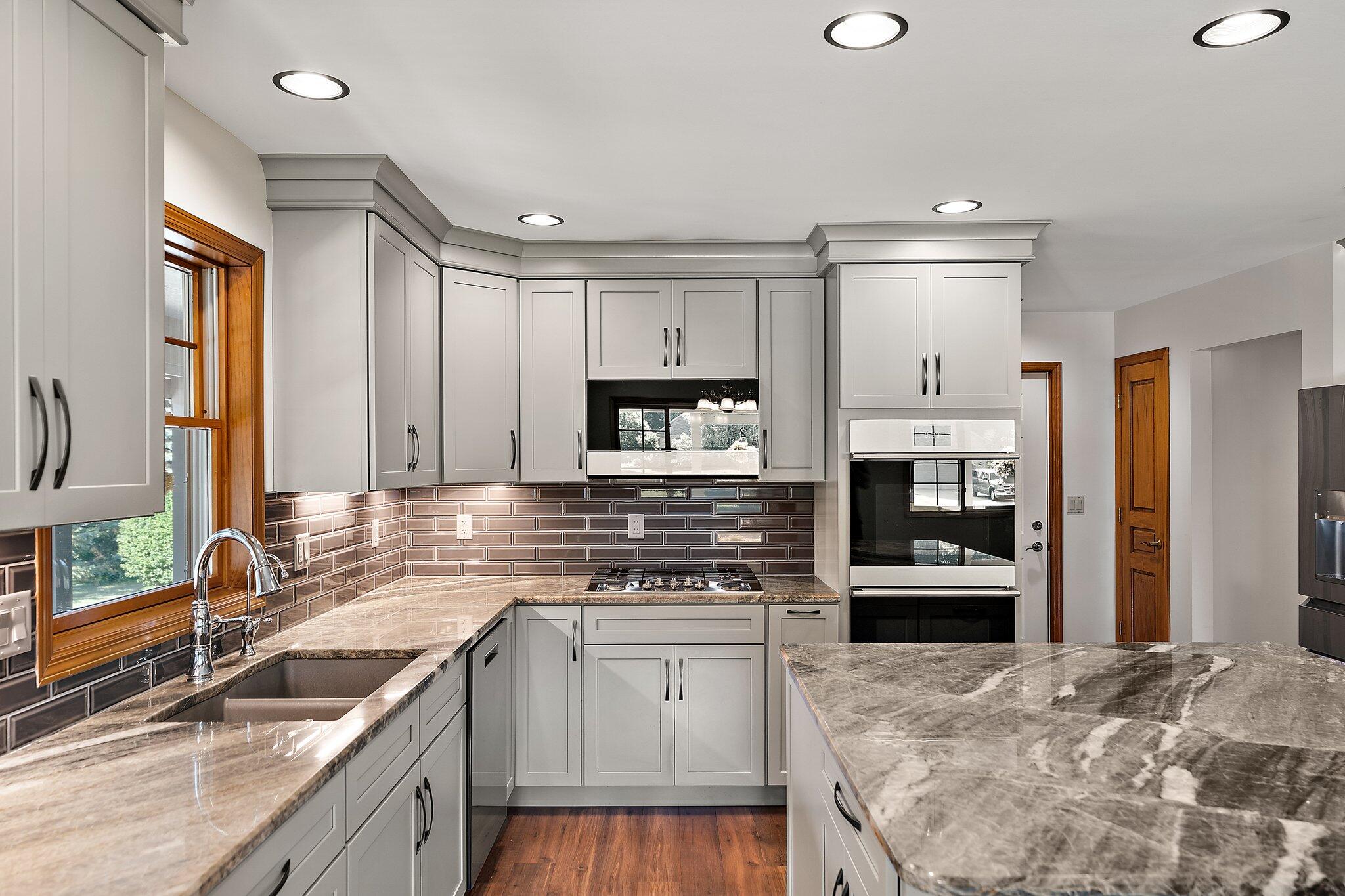 552 Fleetwood Drive N, Valparaiso, IN 46385; Image #14