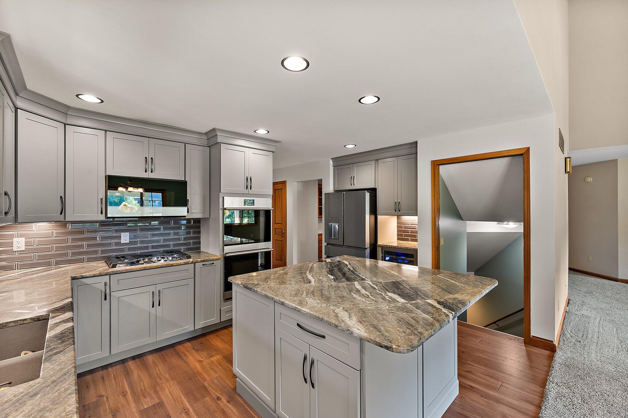 552 Fleetwood Drive N, Valparaiso, IN 46385; Image #15
