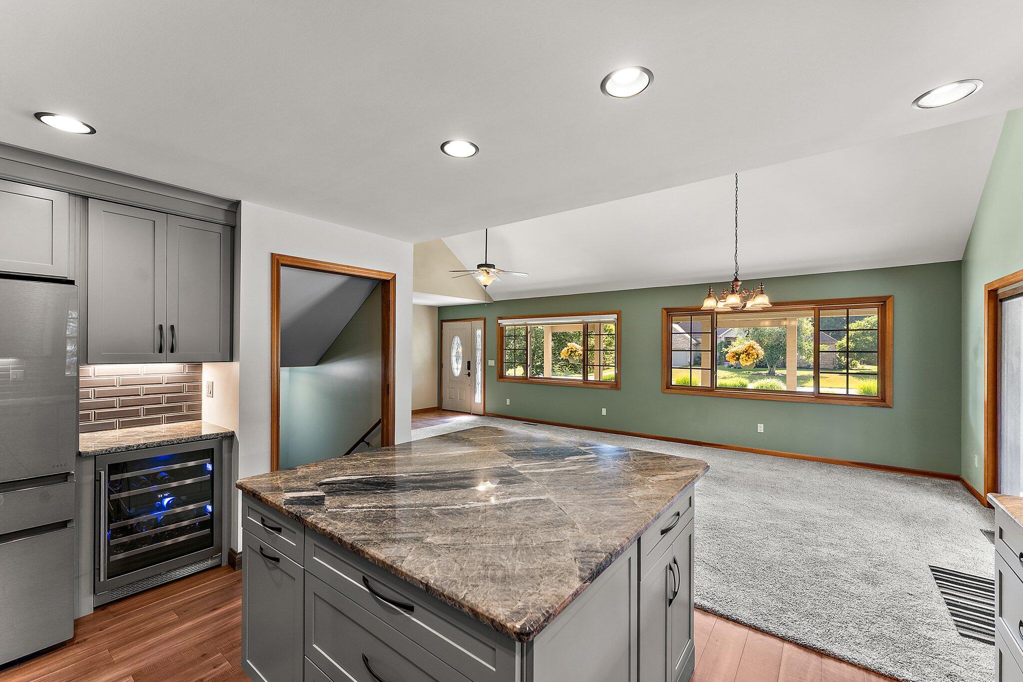 552 Fleetwood Drive N, Valparaiso, IN 46385; Image #17