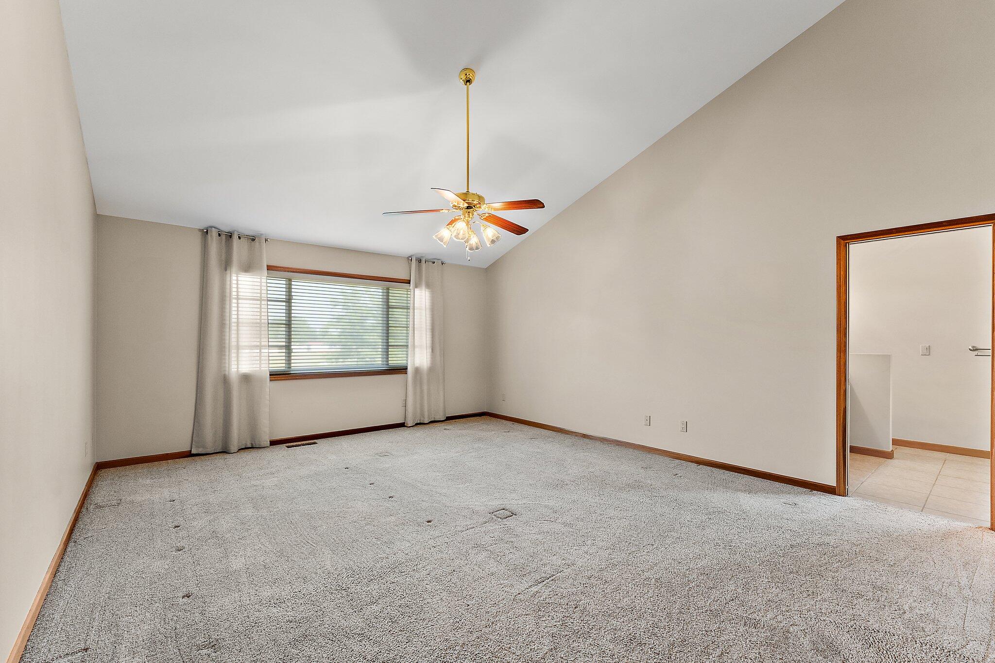 552 Fleetwood Drive N, Valparaiso, IN 46385; Image #21
