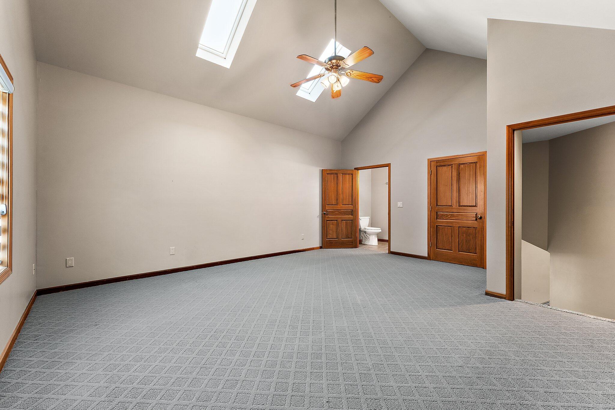 552 Fleetwood Drive N, Valparaiso, IN 46385; Image #30