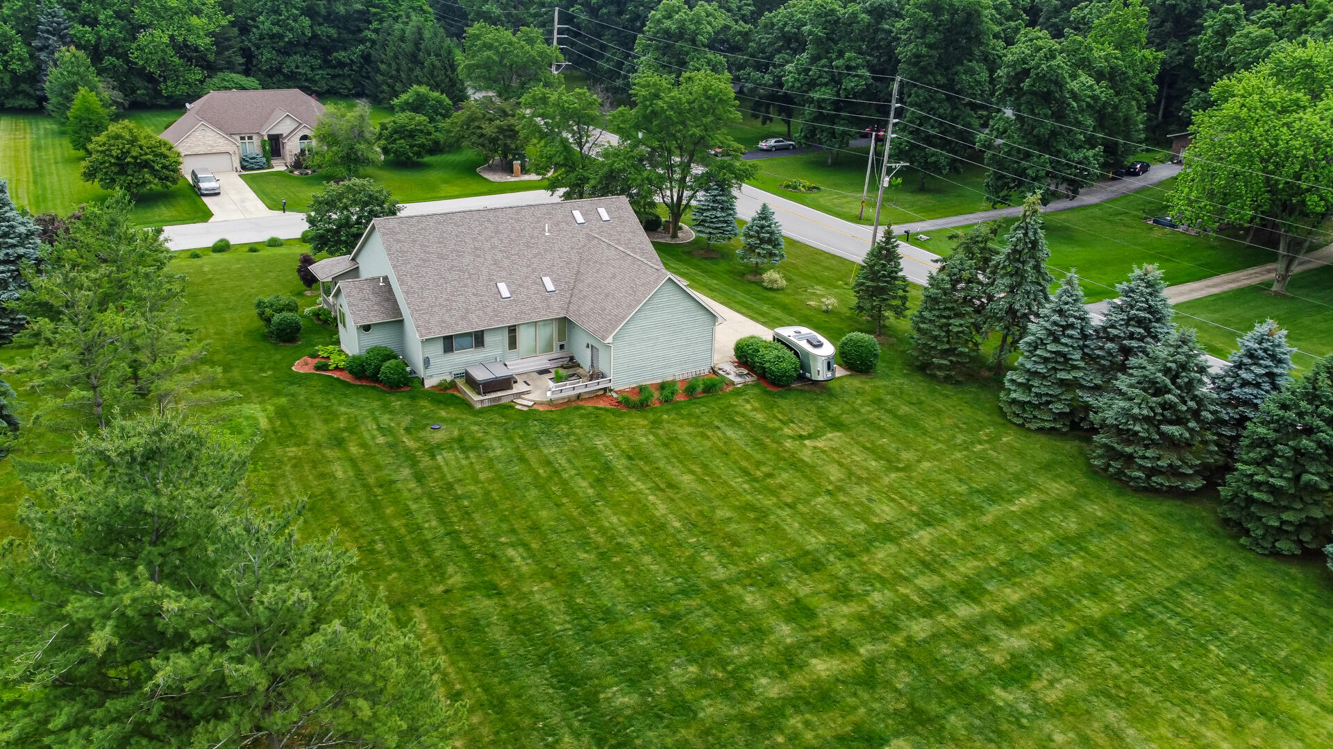552 Fleetwood Drive N, Valparaiso, IN 46385; Image #8