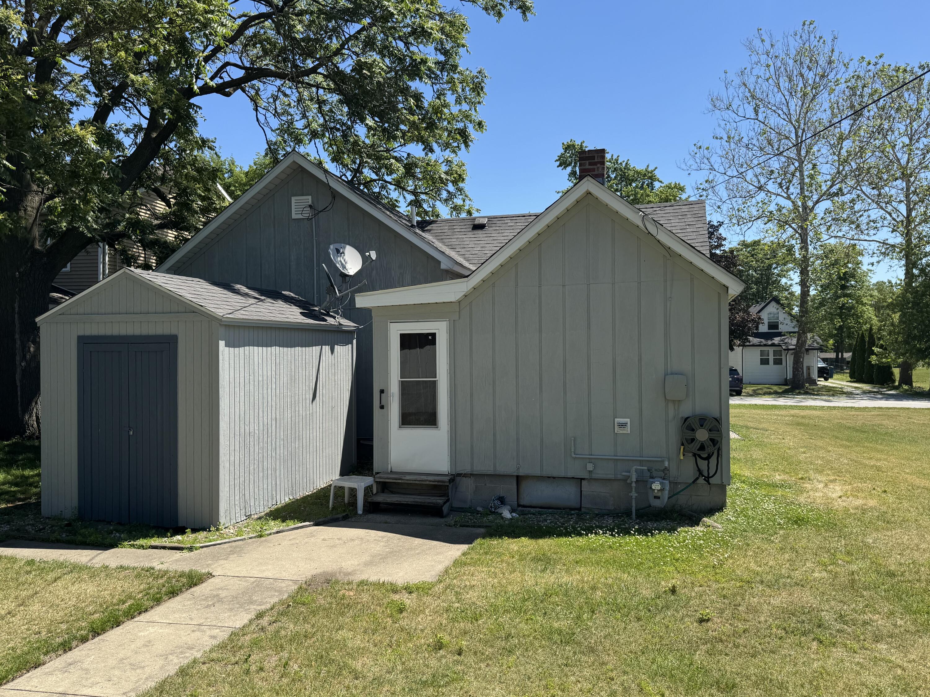804 Azalea Street SE, DeMotte, IN 46310; Image #3