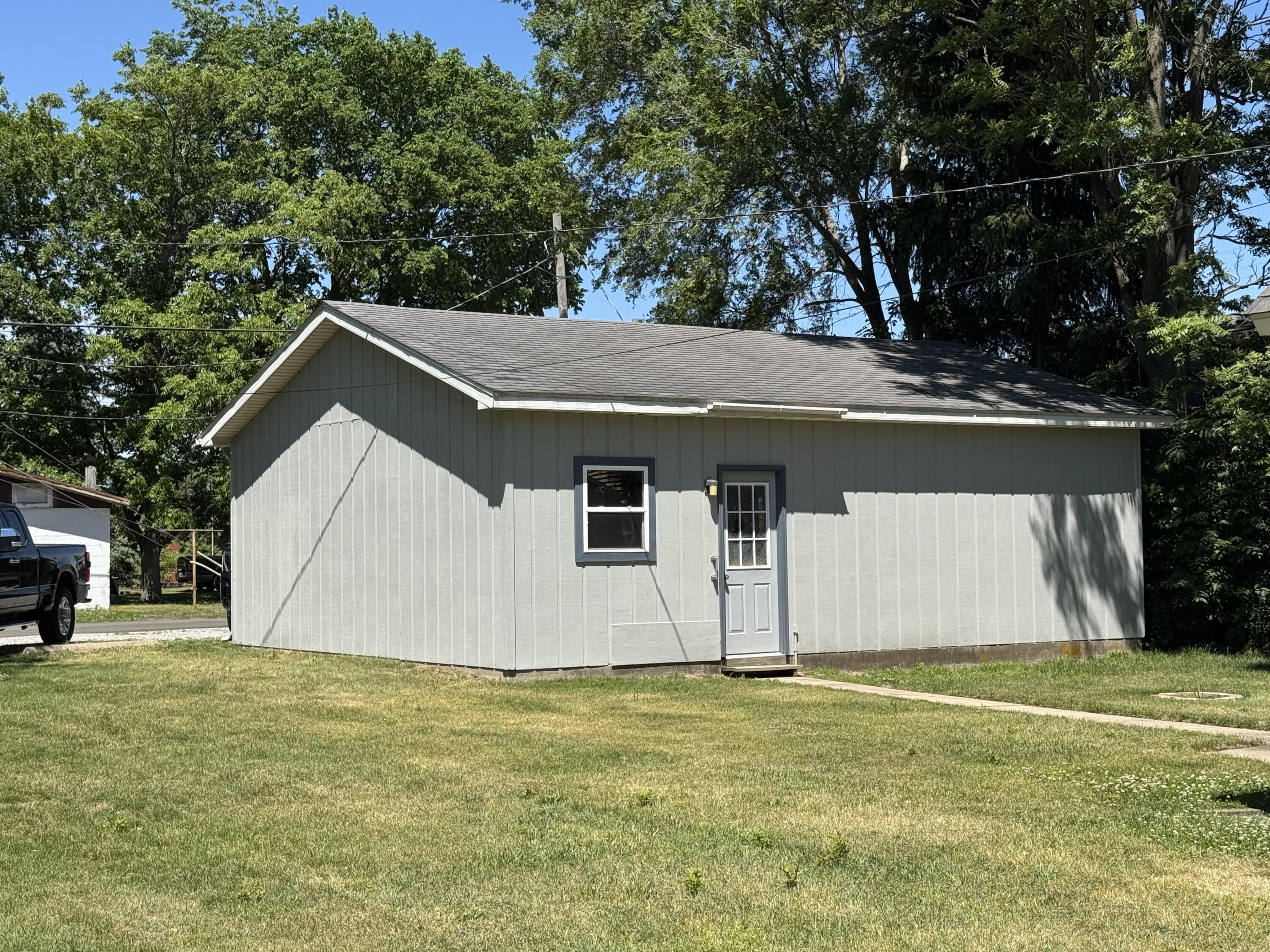 804 Azalea Street SE, DeMotte, IN 46310; Image #4