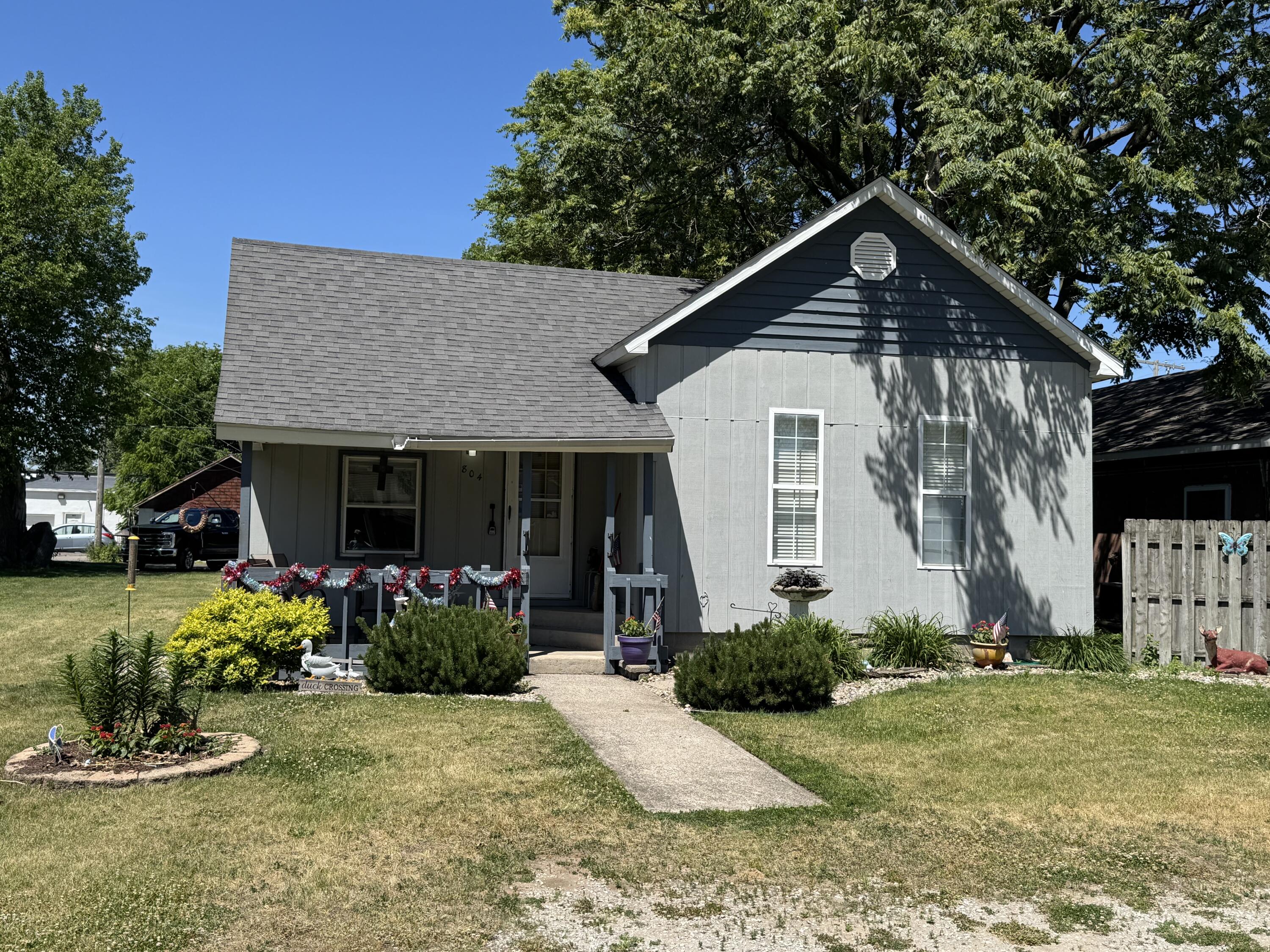 804 Azalea Street SE, DeMotte, IN 46310; Image #6