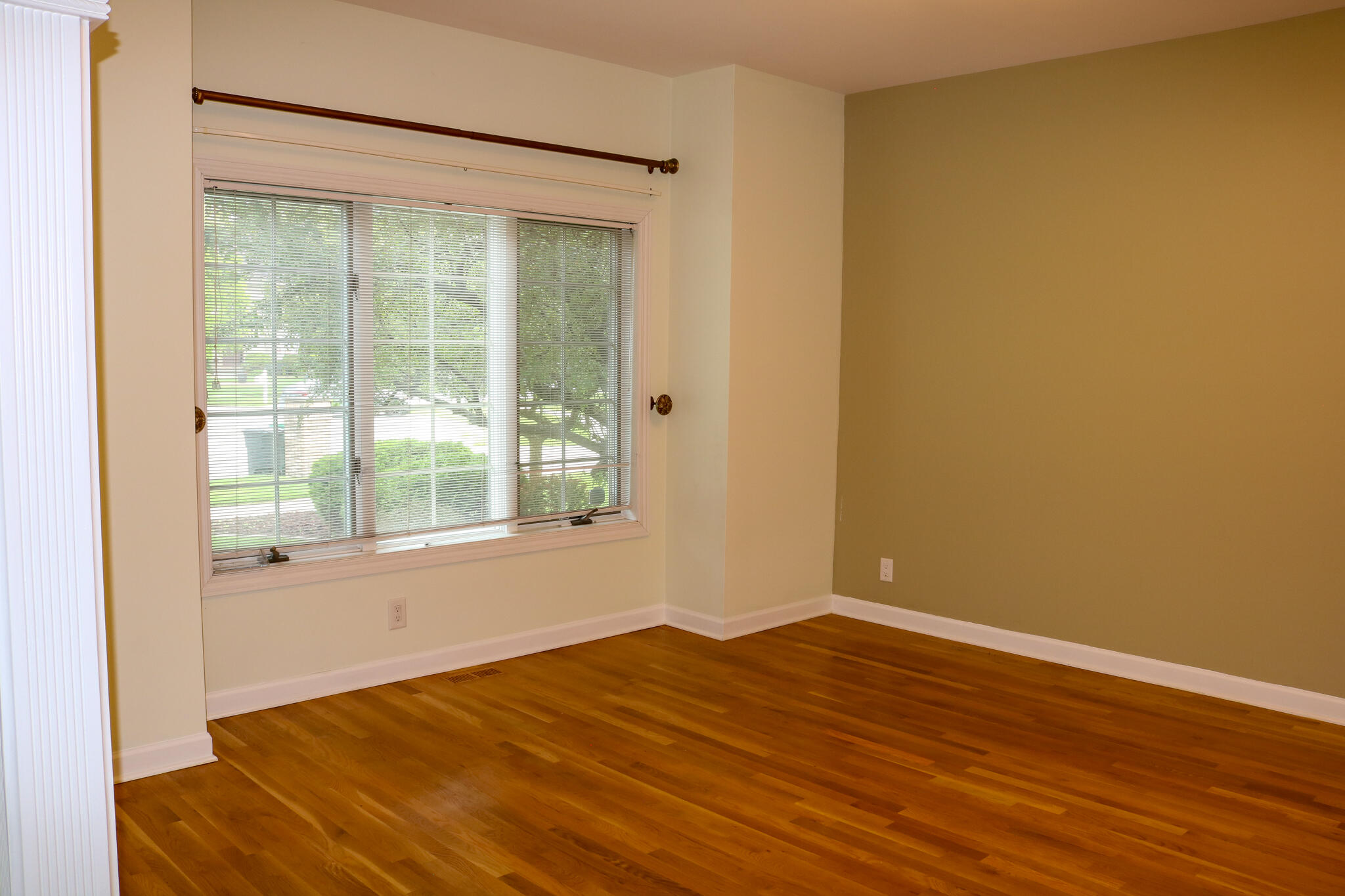 1621 Santa Ana Court, Munster, IN 46321; Image #5