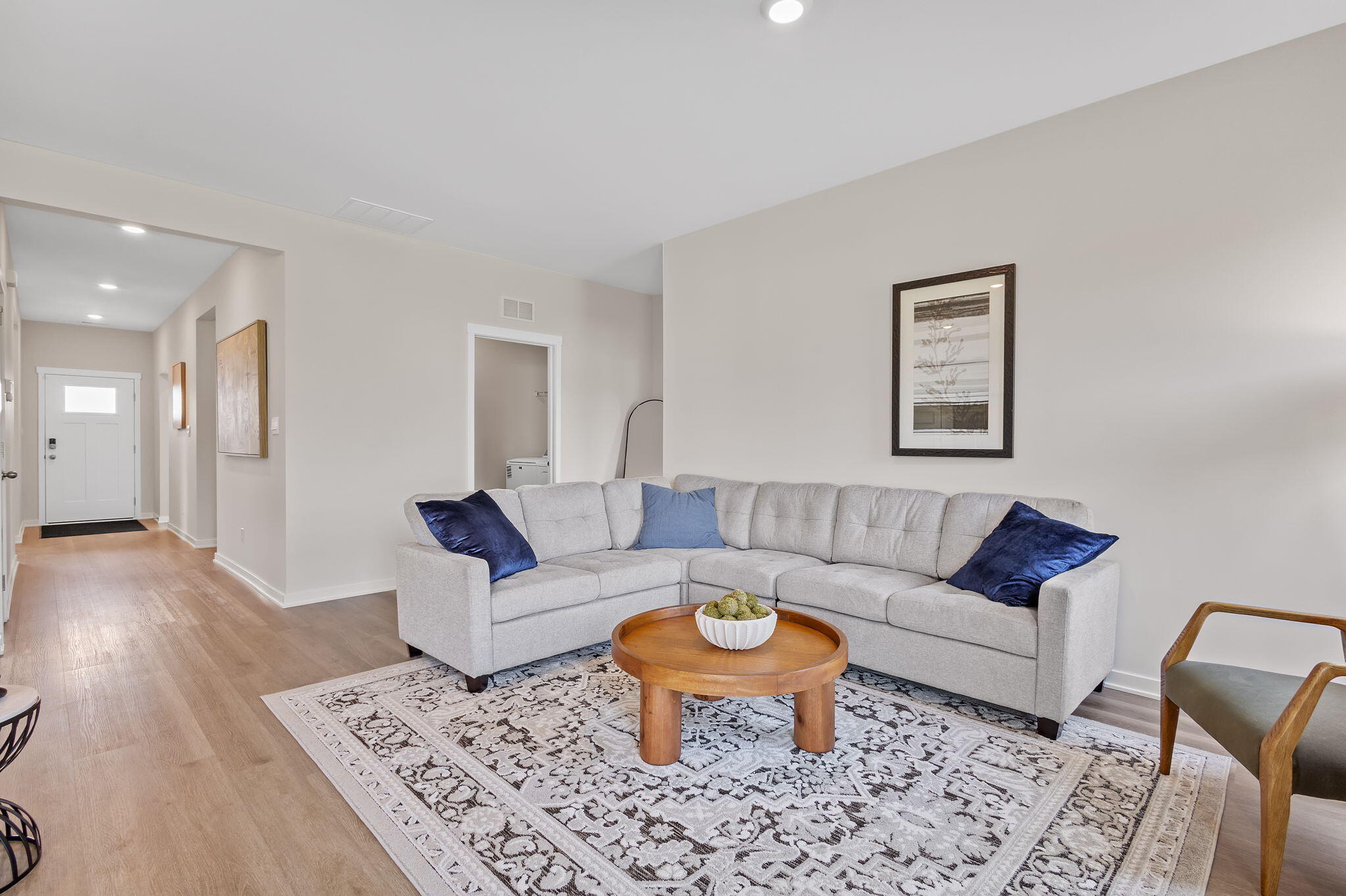 218 Cressmoor Boulevard, Hobart, IN 46342; Image #8
