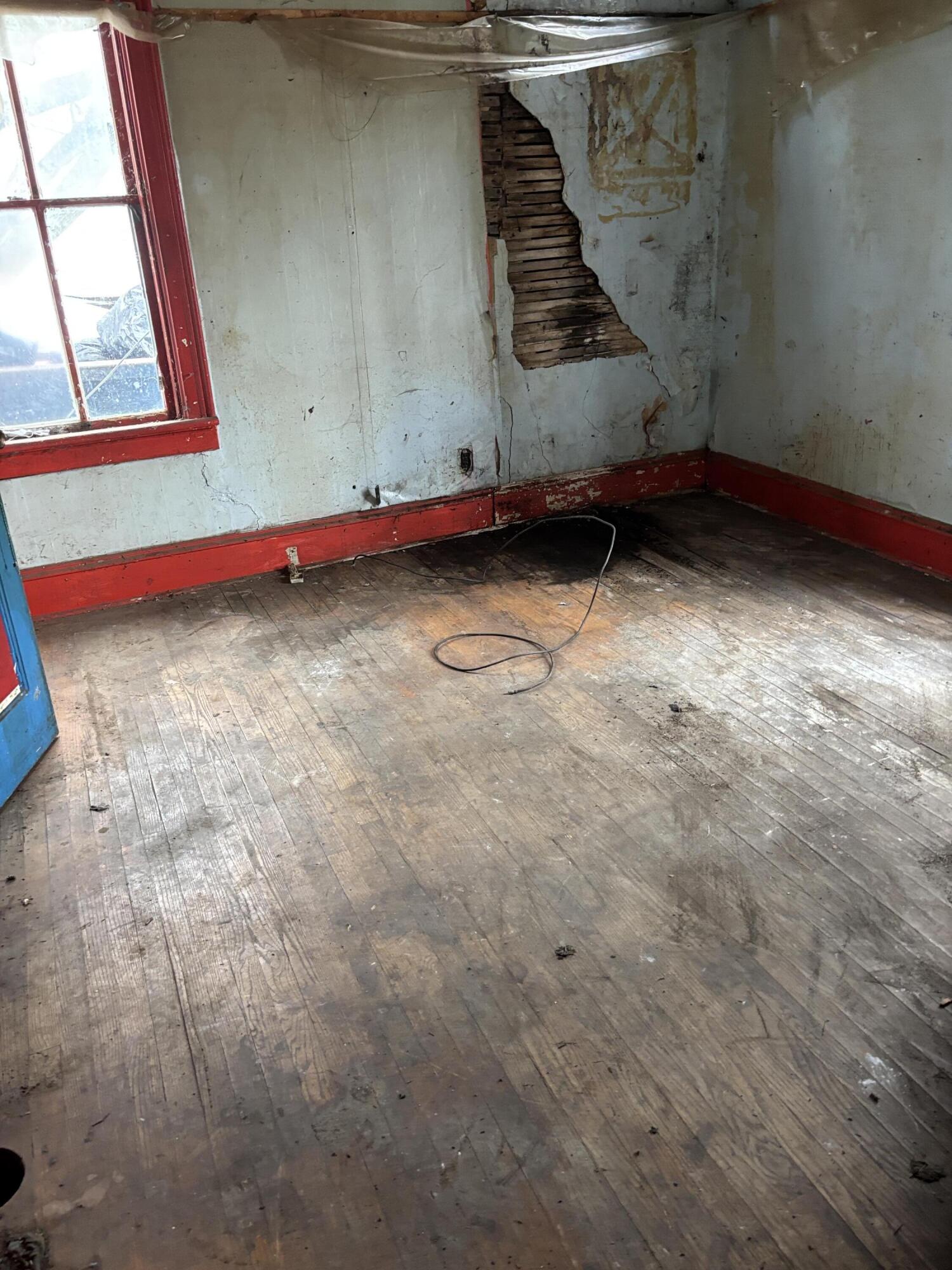 616 W 11th Street, Michigan City, IN 46360; Image #2