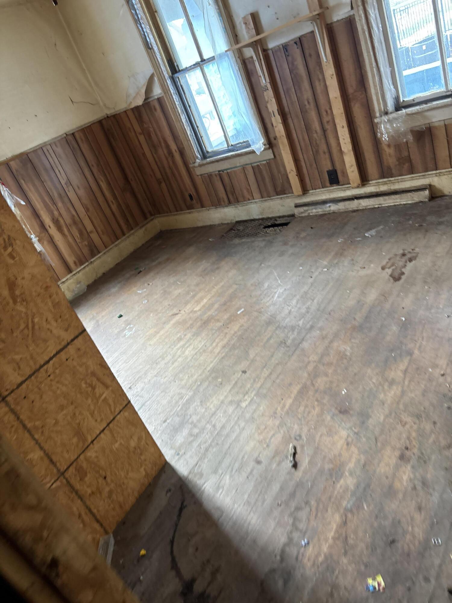 616 W 11th Street, Michigan City, IN 46360; Image #8