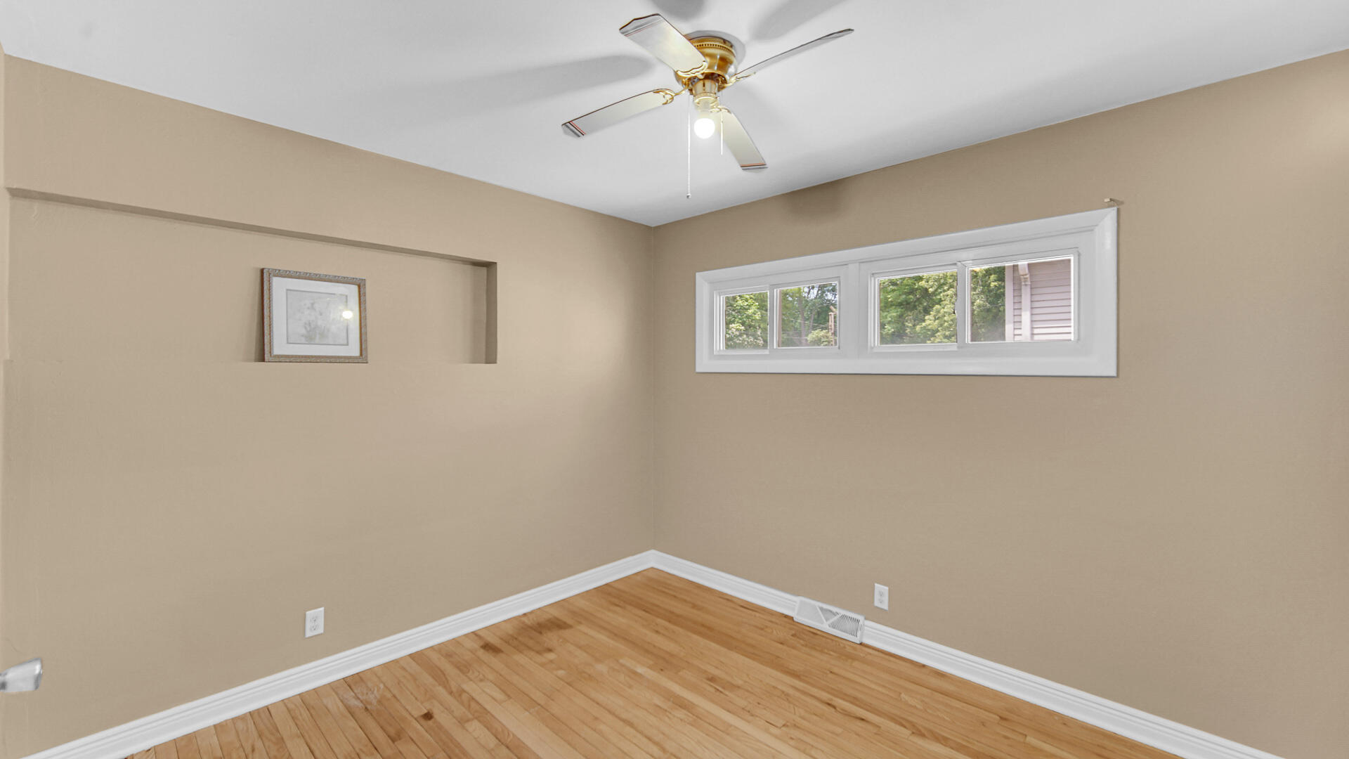 517 Jackson Street, Michigan City, IN 46360; Image #13