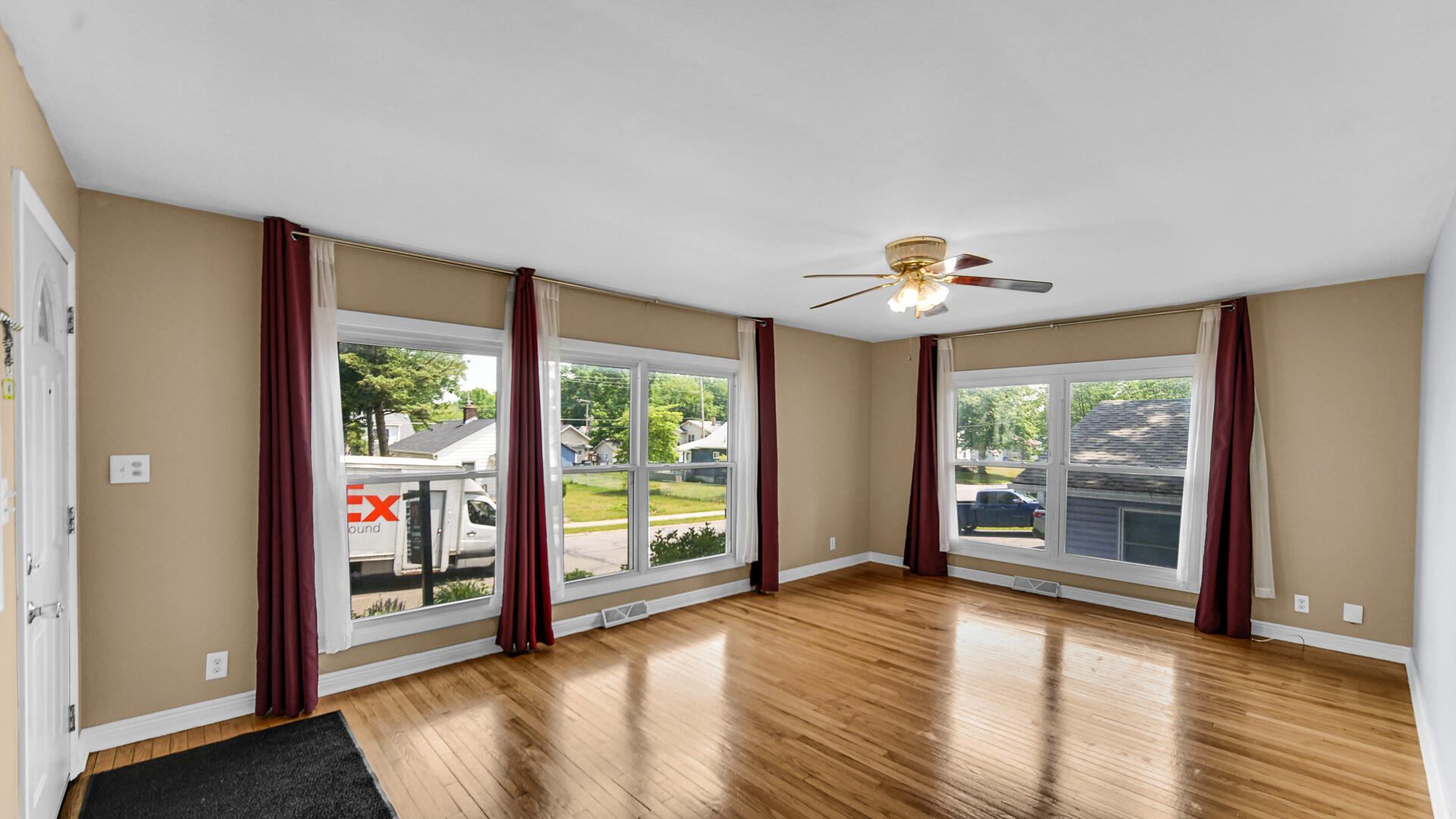 517 Jackson Street, Michigan City, IN 46360; Image #4