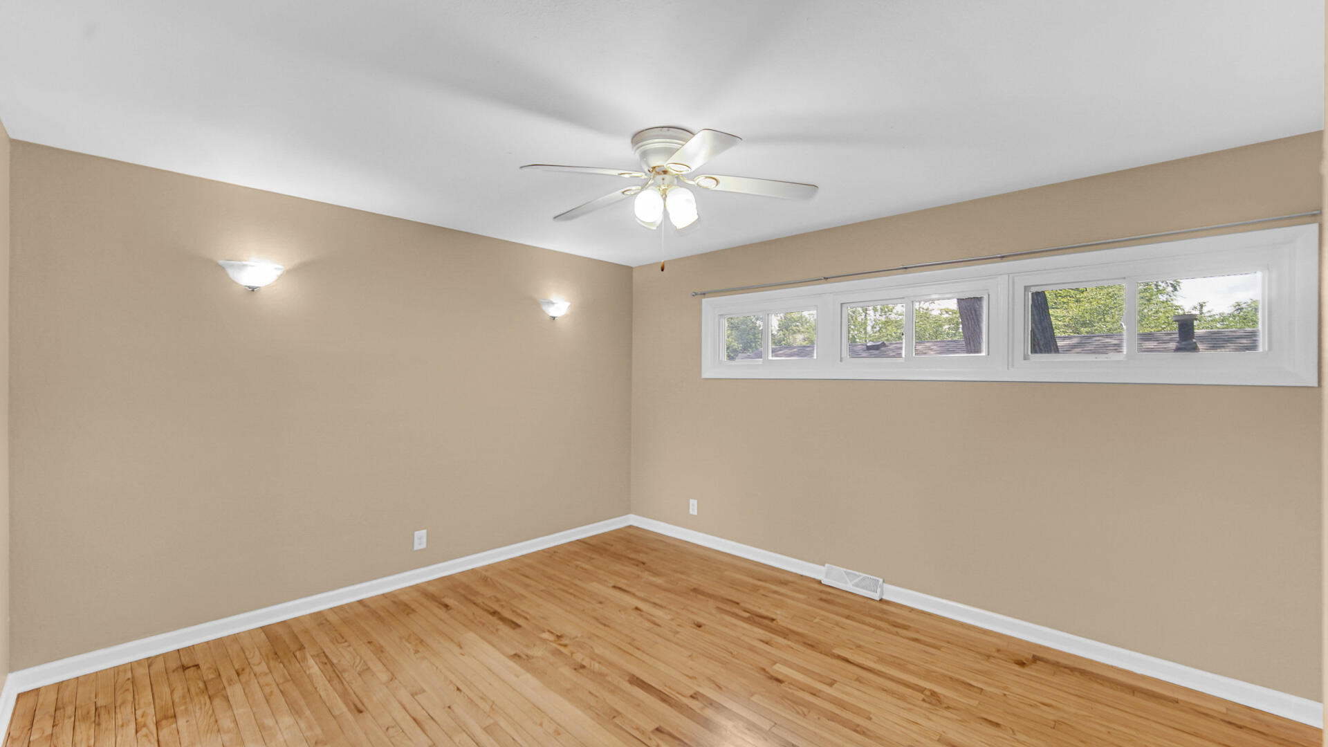 517 Jackson Street, Michigan City, IN 46360; Image #9