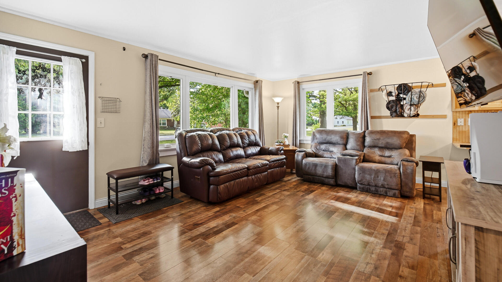 1113 Begonia Street SE, DeMotte, IN 46310; Image #3