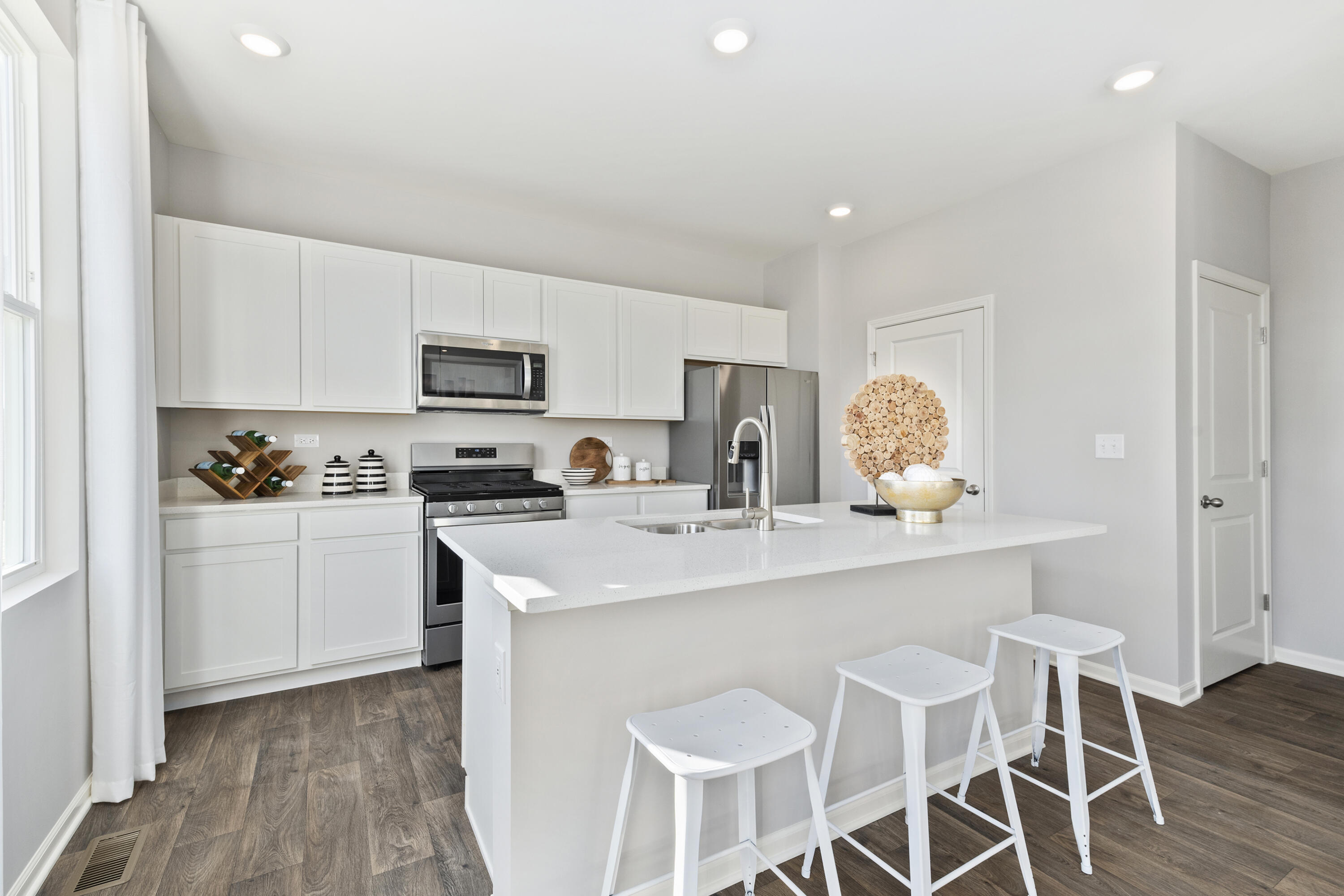 187 Cressmoor Boulevard, Hobart, IN 46342; Image #2