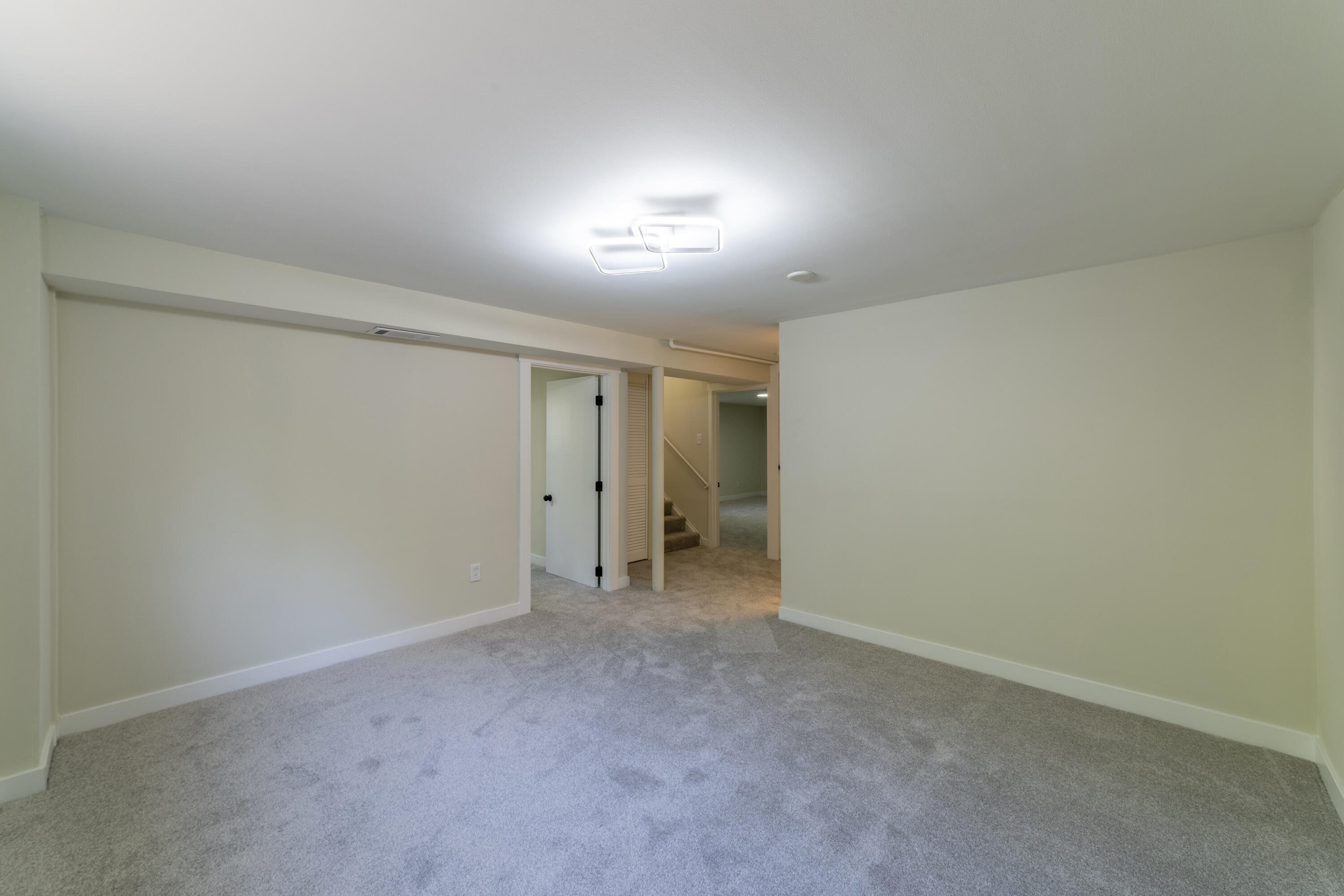367 Chestnut Street, Michigan City, IN 46360; Image #28