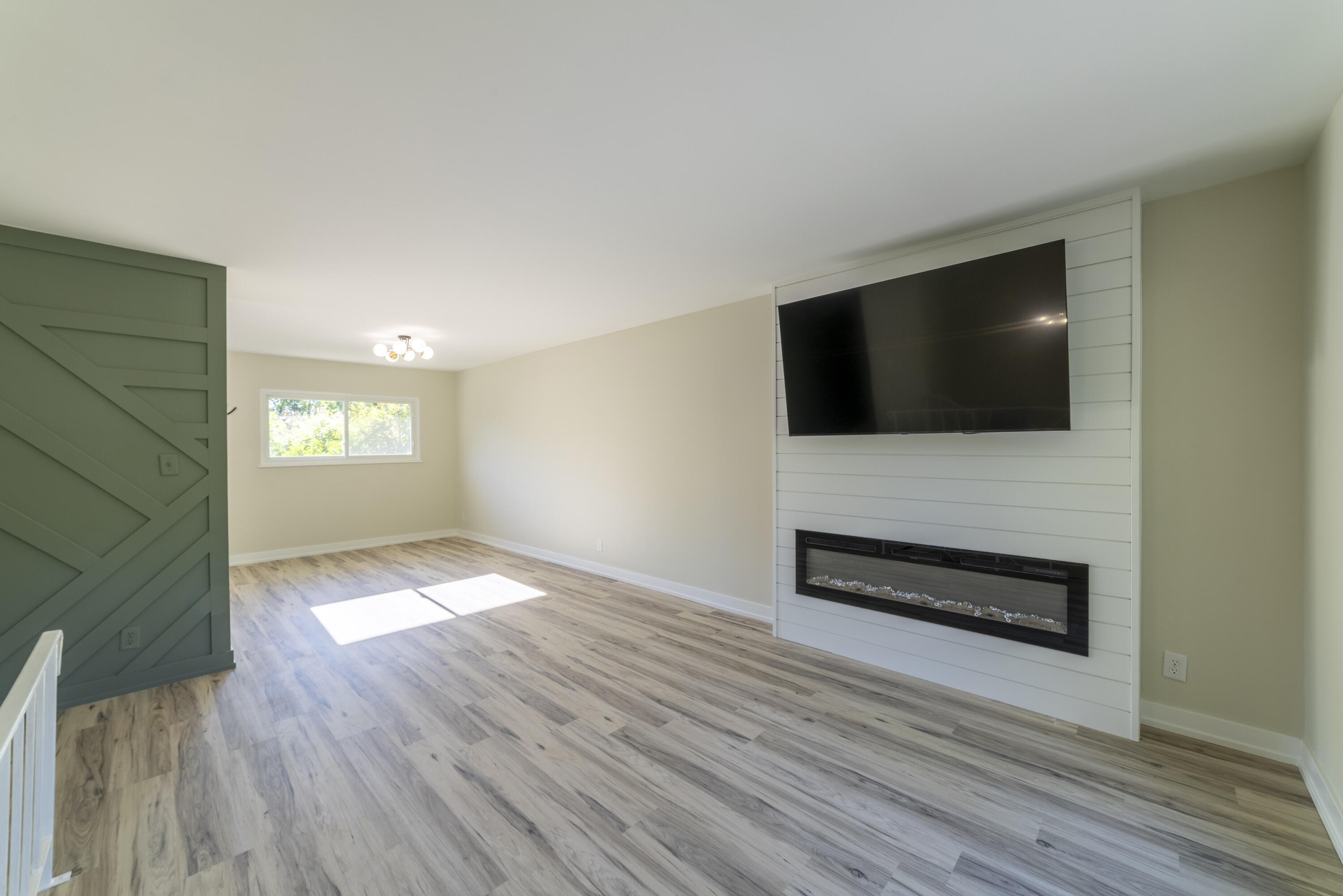 367 Chestnut Street, Michigan City, IN 46360; Image #5