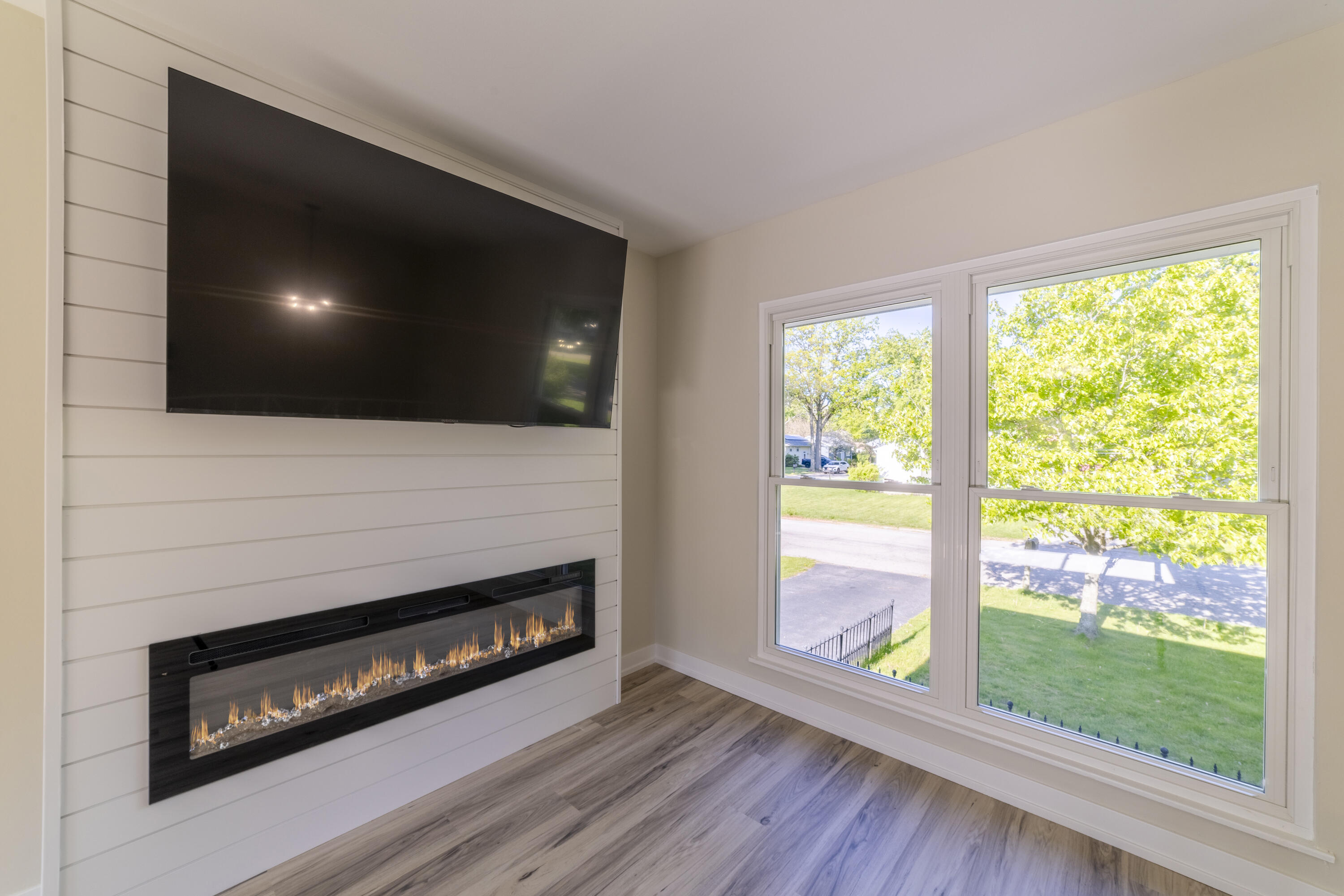 367 Chestnut Street, Michigan City, IN 46360; Image #7