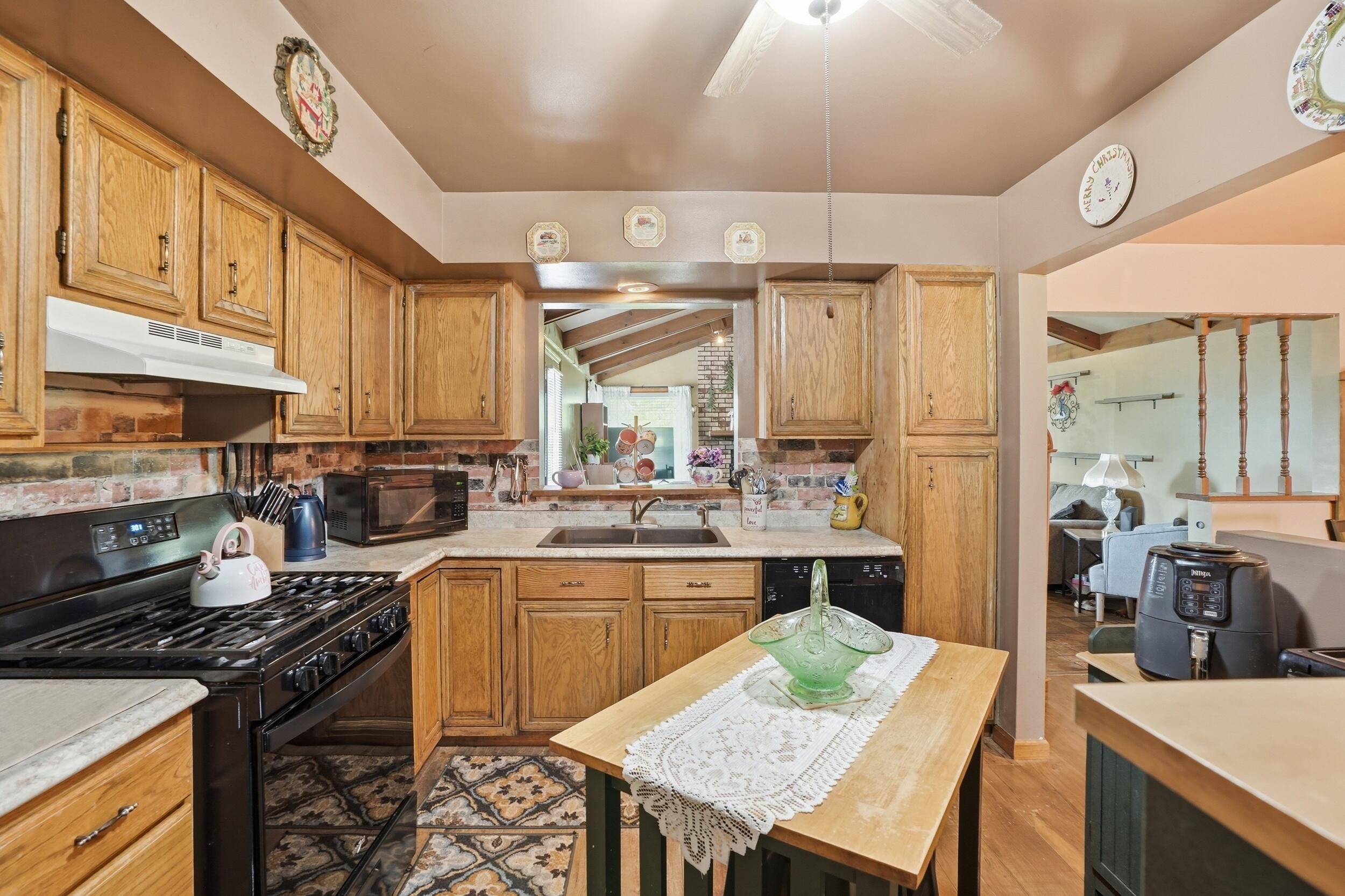 4066 Kingsway Drive, Crown Point, IN 46307; Image #9