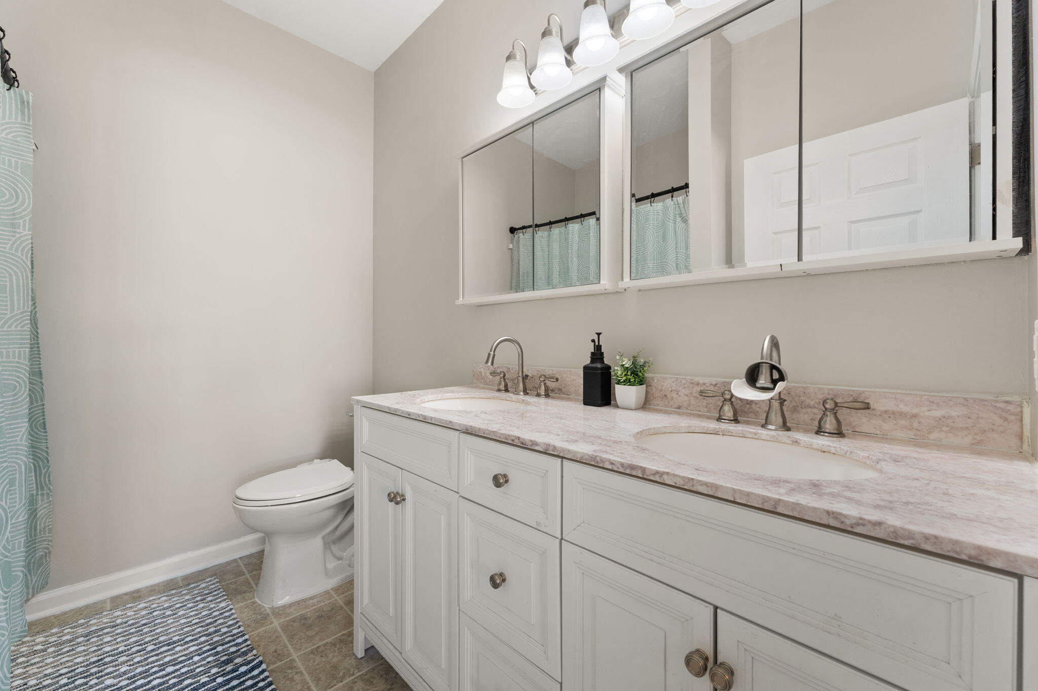 1296 Lily Lane, Schererville, IN 46375; Image #15