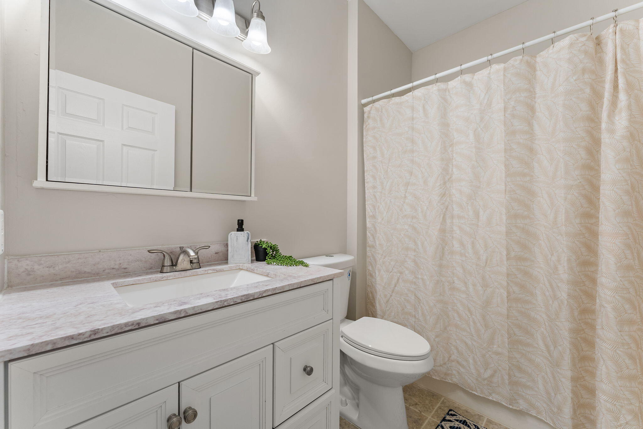1296 Lily Lane, Schererville, IN 46375; Image #17