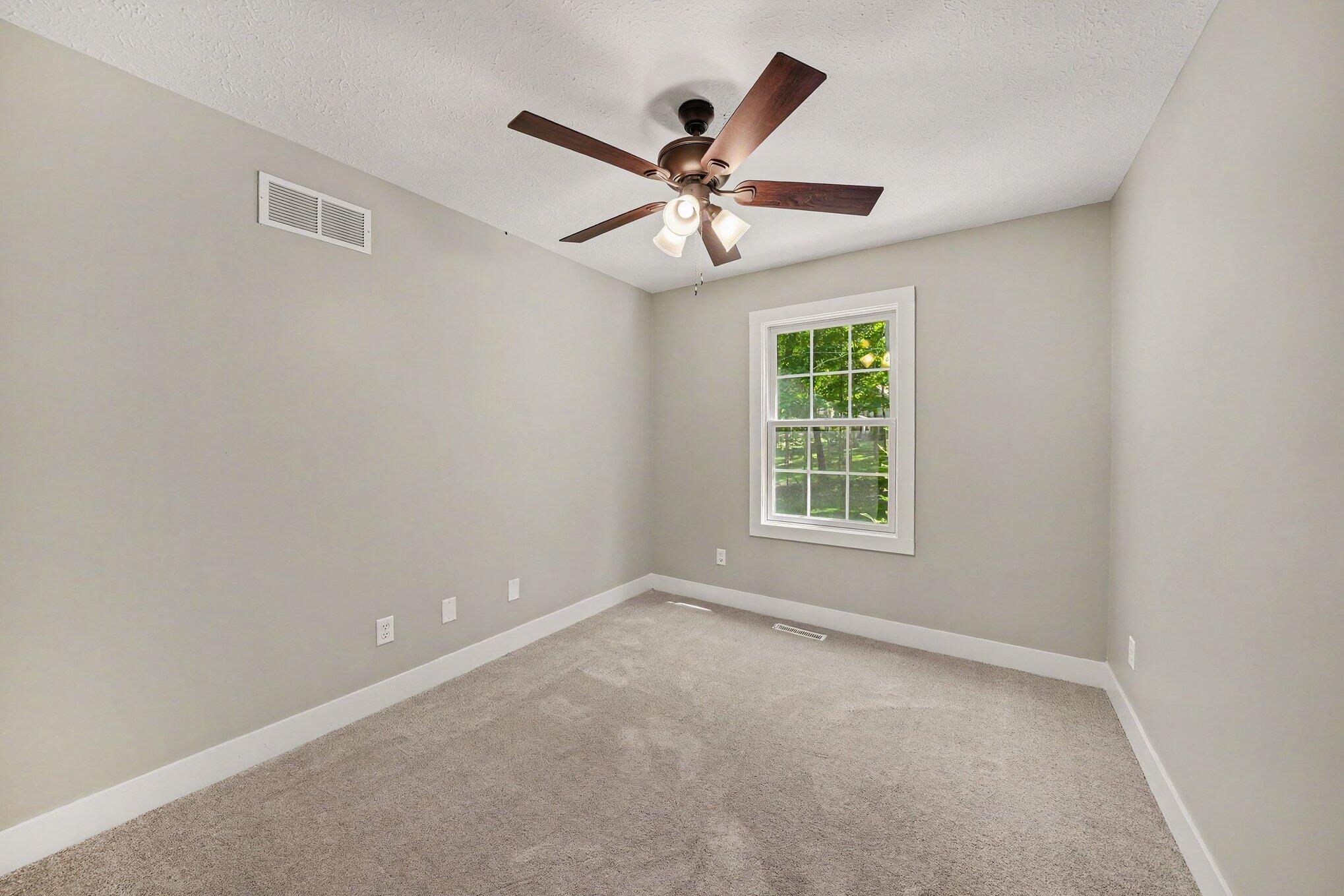 7563 E 400 N, Rolling Prairie, IN 46371; Image #10